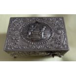 Antique Metal Bird Music Box - 100mm x 68mm x 50mm.