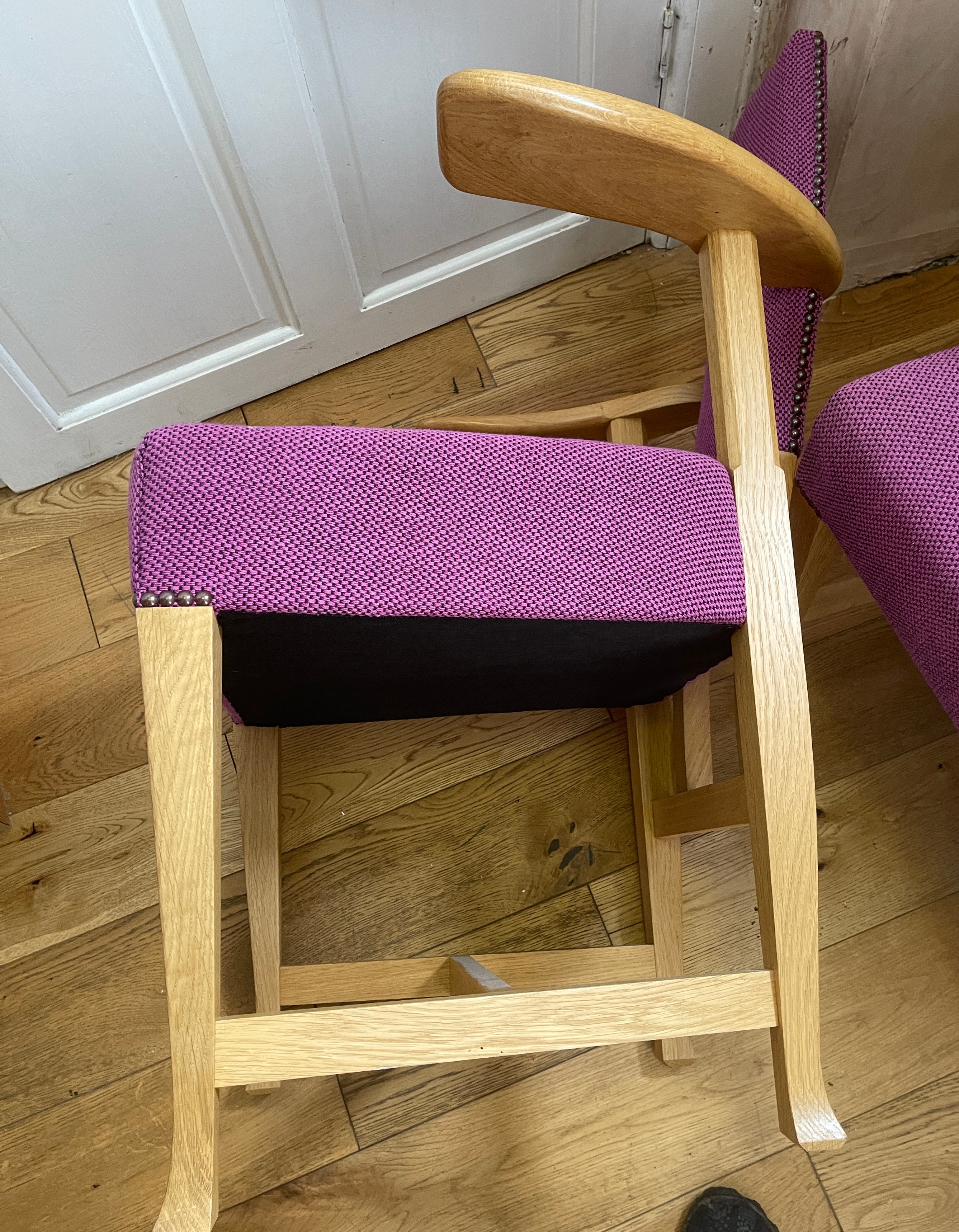 Gavin Robertson Bespoke Furniture Maker Pair of Arts Crafts Style Chairs in Oak - 37" tall seat 21" - Image 7 of 7