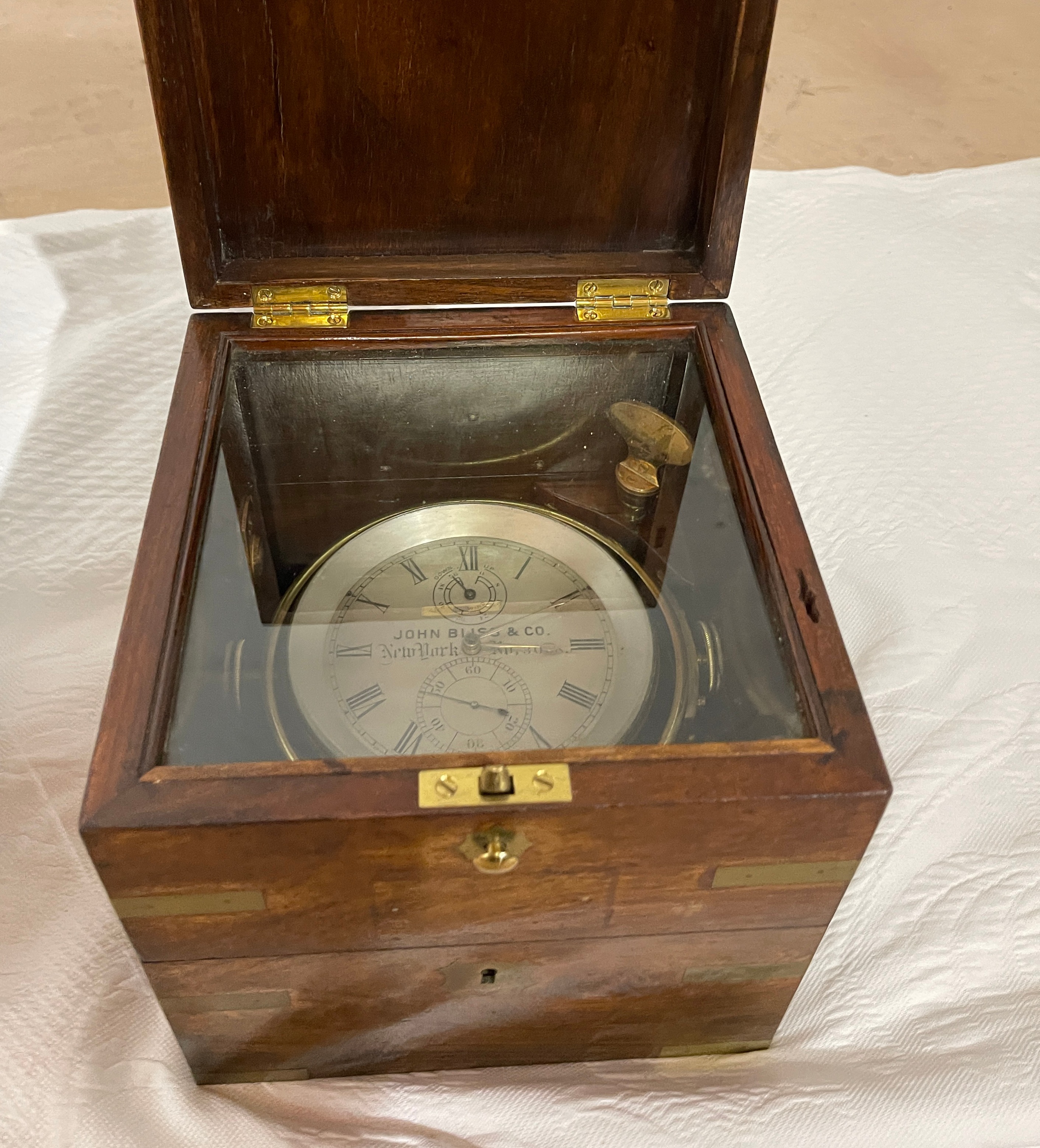 John Bliss&Co New York Cased Ships Chronometer - working order. The case measures 18.4cm x 18.4cm - Image 5 of 10