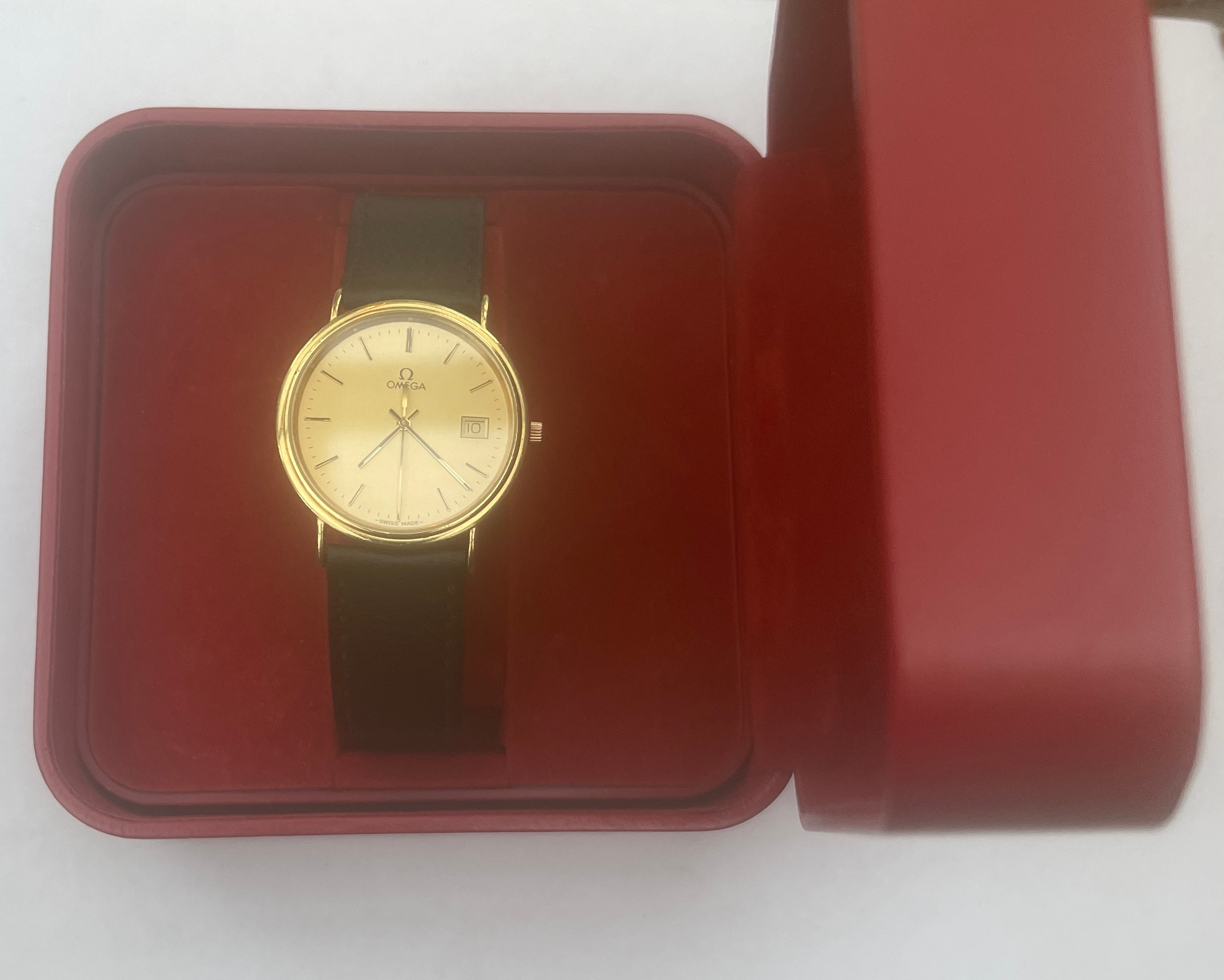 Vintage Boxed 18ct Gold Omega Gents Wristwatch - working order. - Image 7 of 8