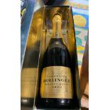 Boxed Bottle of Bollinger 1989 Champagne. Condition Report: The bottle is in an very good order with