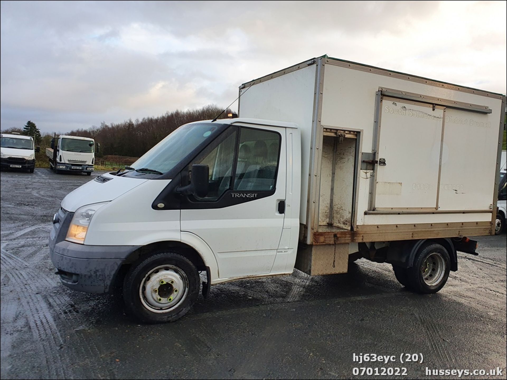 13/63 FORD TRANSIT 100 T350 RWD - 2198cc 3dr Tipper (White, 126k) - Image 22 of 34