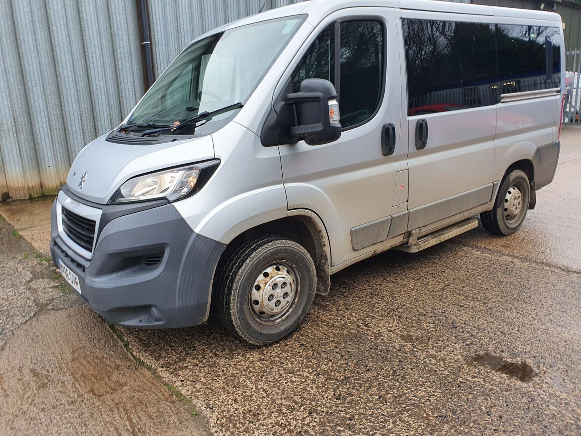 16/66 PEUGEOT BOXER 333 L1H1 HDI - 2198cc 5dr Minibus (Silver, 16k) - Image 11 of 33