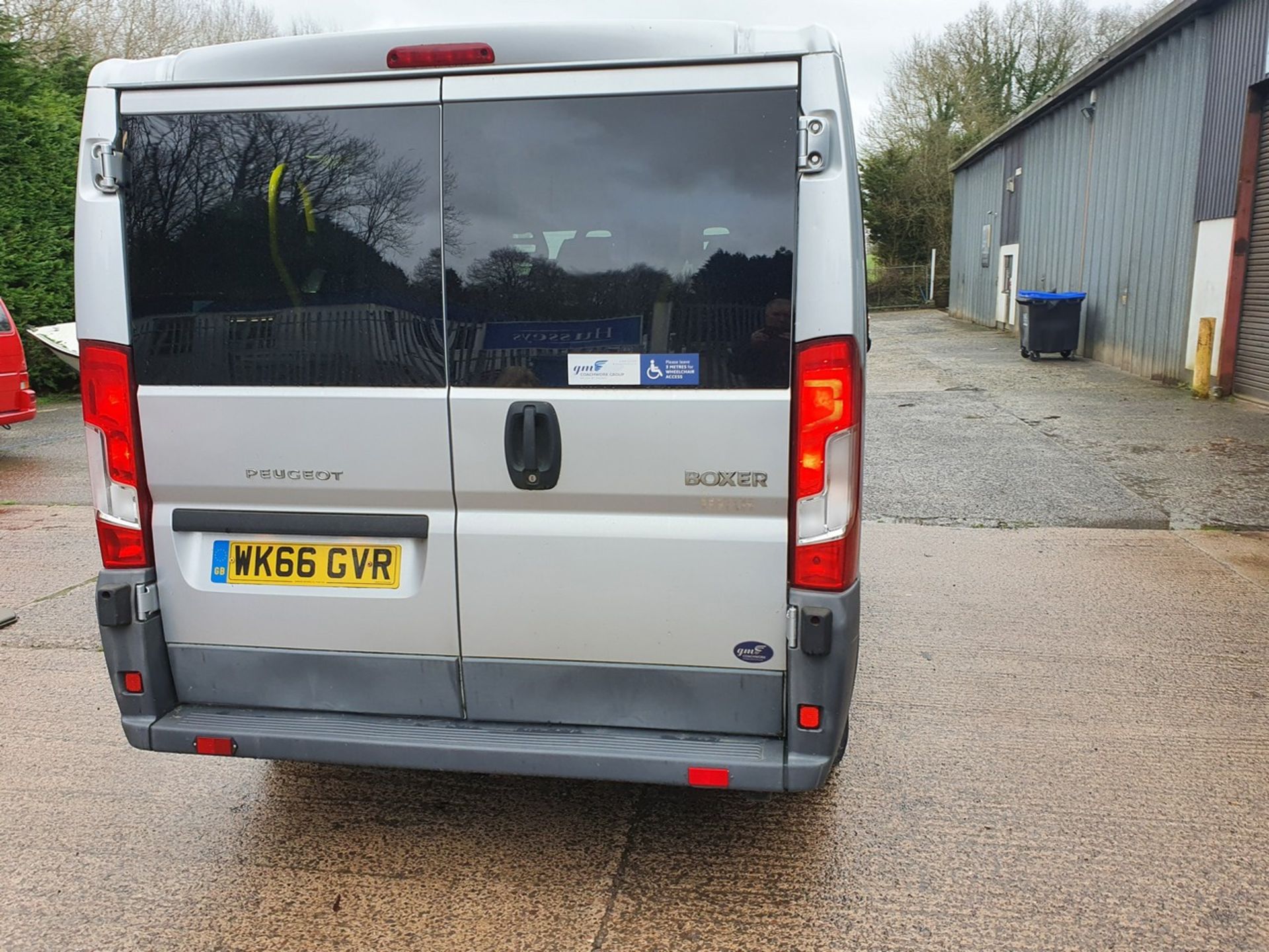 16/66 PEUGEOT BOXER 333 L1H1 HDI - 2198cc 5dr Minibus (Silver, 16k) - Image 21 of 33