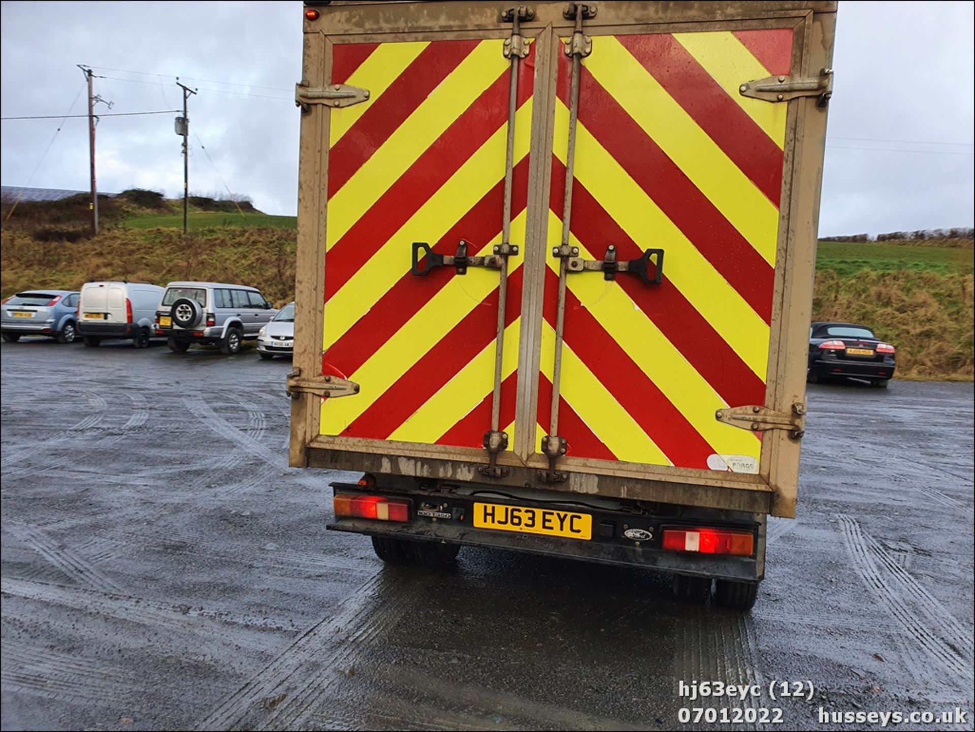 13/63 FORD TRANSIT 100 T350 RWD - 2198cc 3dr Tipper (White, 126k) - Image 14 of 34