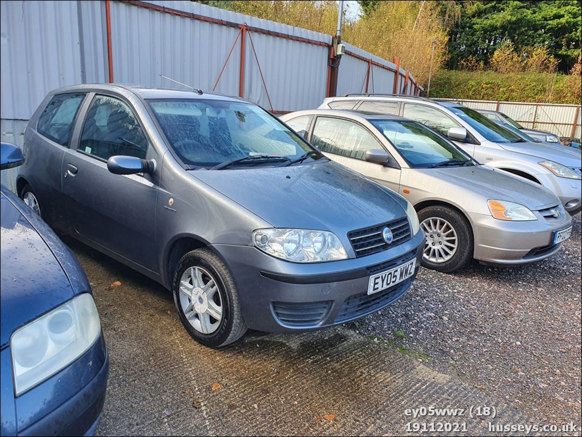 05/05 FIAT PUNTO DYNAMIC 8V - 1242cc 3dr Hatchback (Grey) - Image 18 of 20