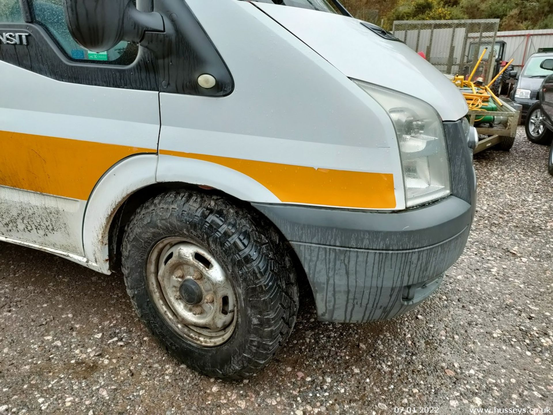 09/59 FORD TRANSIT 140 T350M RWD 4 WHEEL DRIVE - 2402cc 5dr Van (White, 116k) - Image 20 of 31