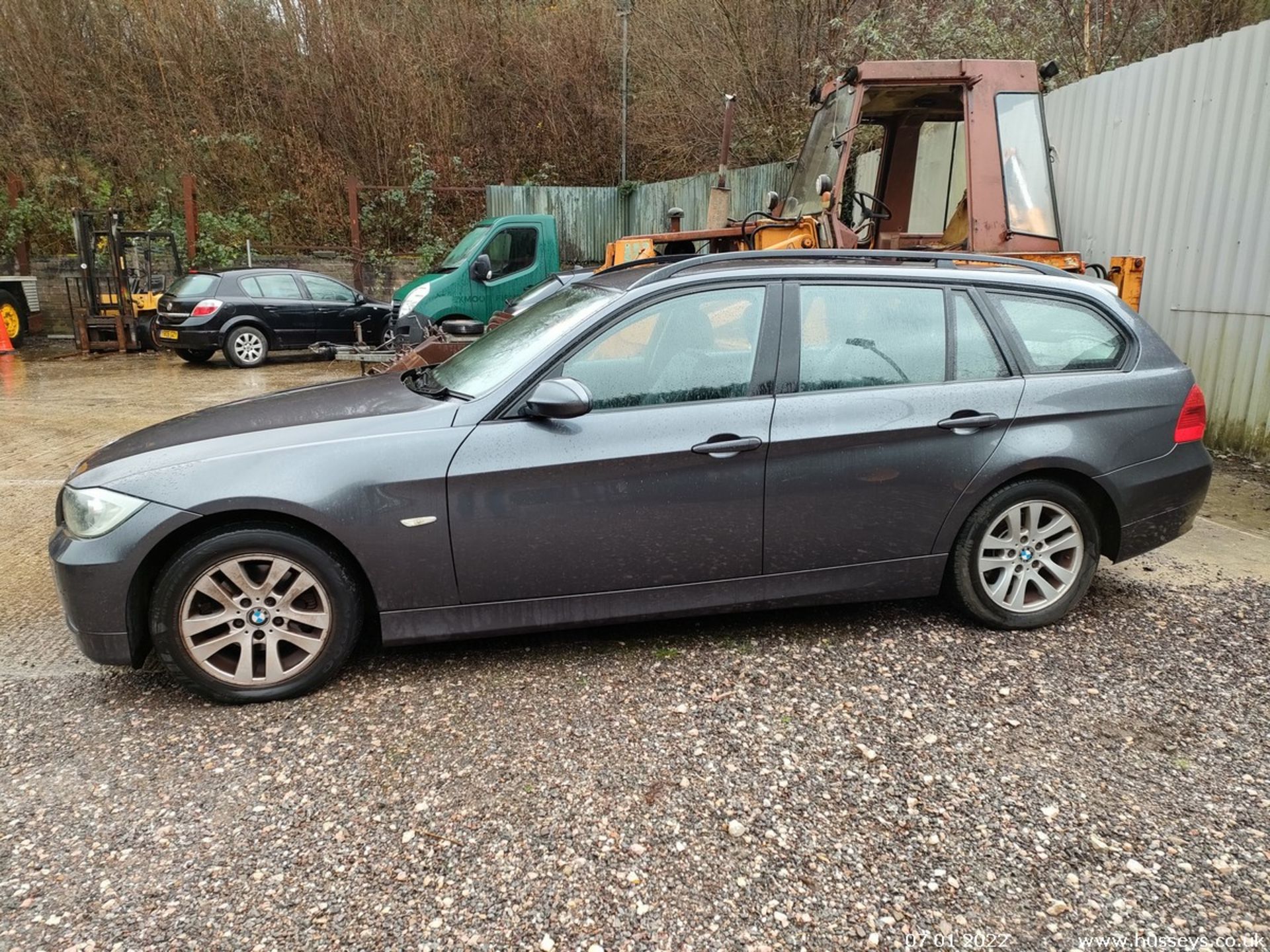 07/07 BMW 320I SE TOURING - 1995cc 5dr Estate (Grey, 129k) - Image 8 of 25