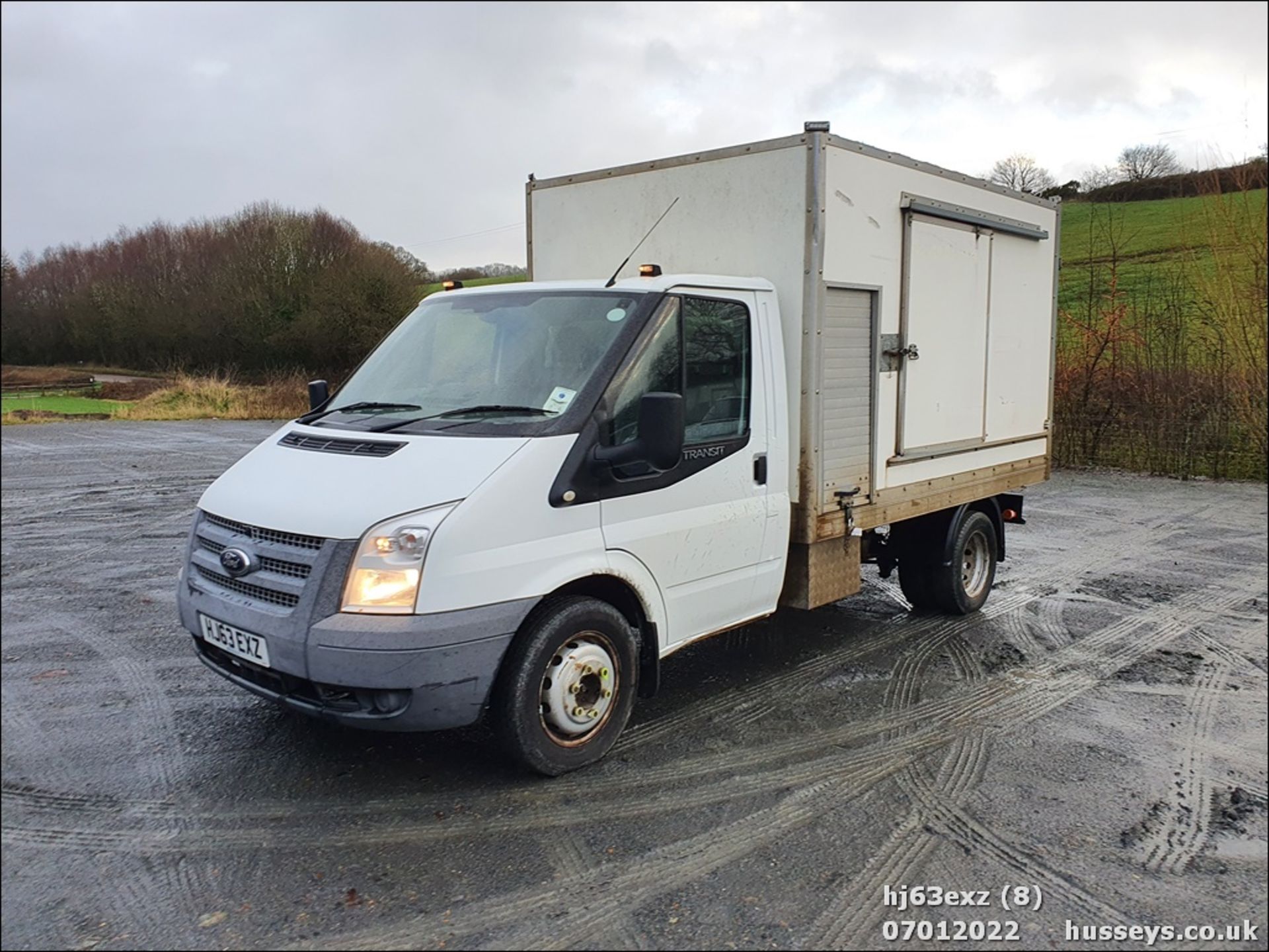 13/63 FORD TRANSIT 100 T350 RWD - 2198cc 3dr Tipper (White, 72k) - Image 11 of 30