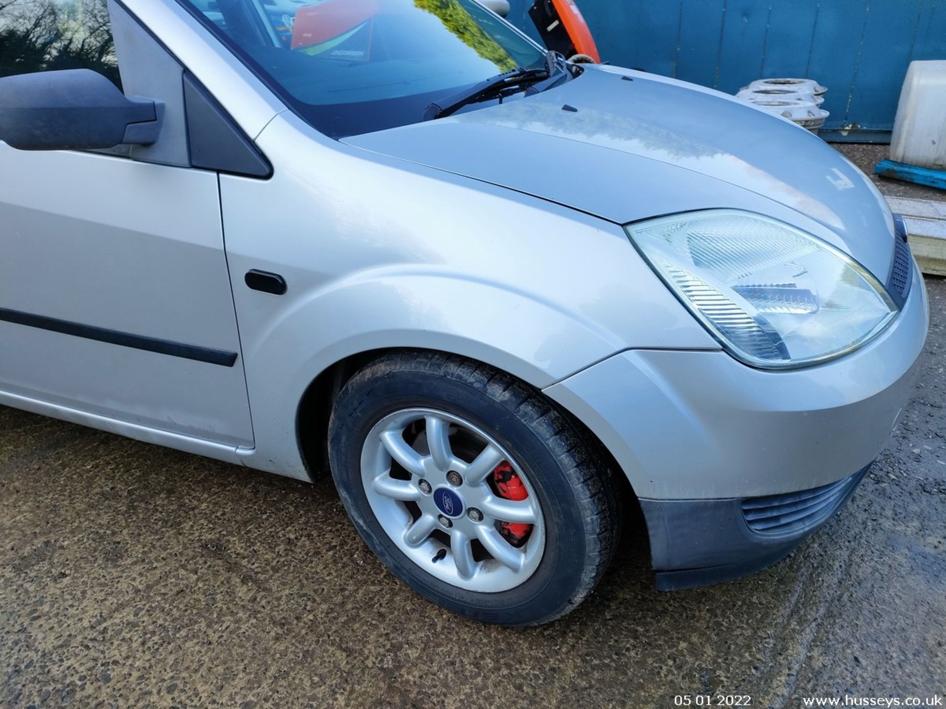 03/03 FORD FIESTA LX - 1242cc 5dr Hatchback (Silver, 60k) - Image 5 of 49