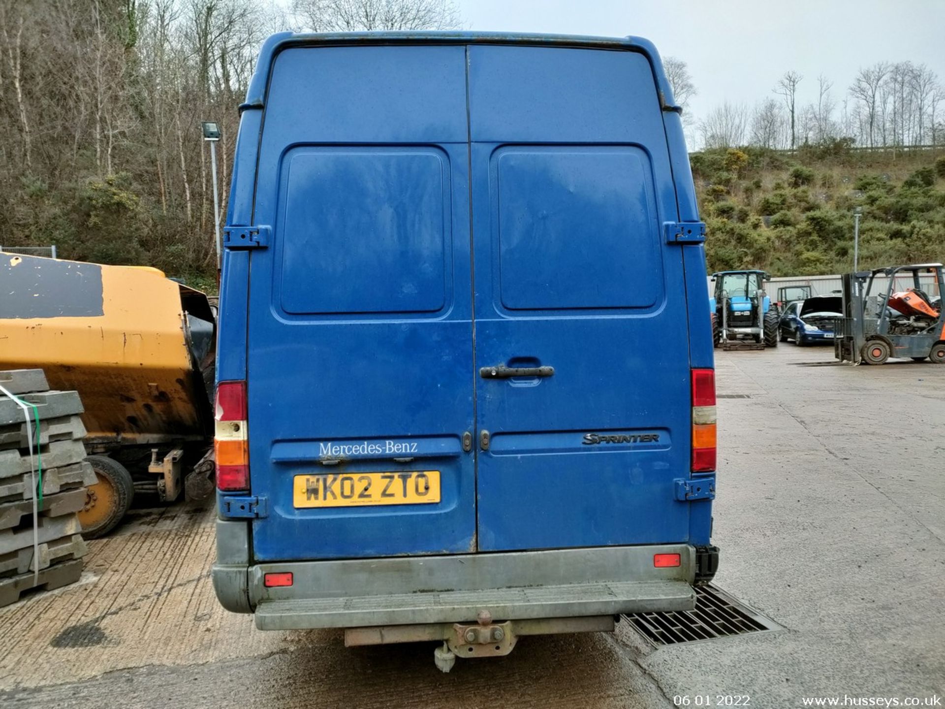 02/02 MERCEDES SPRINTER 311 CDI LWB - 2151cc 5dr Van (Blue) - Image 14 of 27