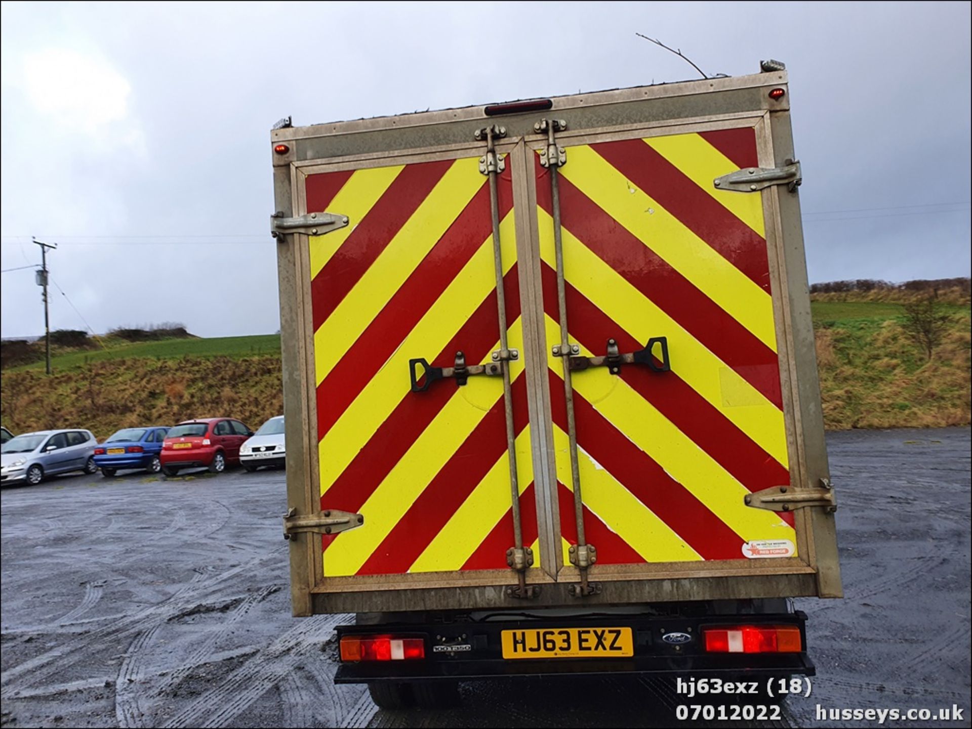 13/63 FORD TRANSIT 100 T350 RWD - 2198cc 3dr Tipper (White, 72k) - Image 21 of 30