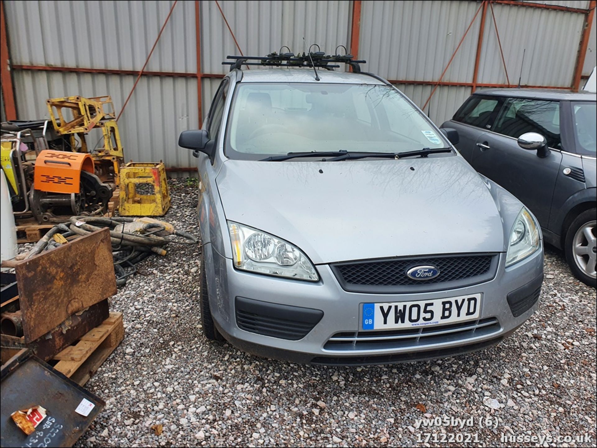 05/05 FORD FOCUS LX T - 1596cc 5dr Estate (Silver, 99k) - Image 6 of 23