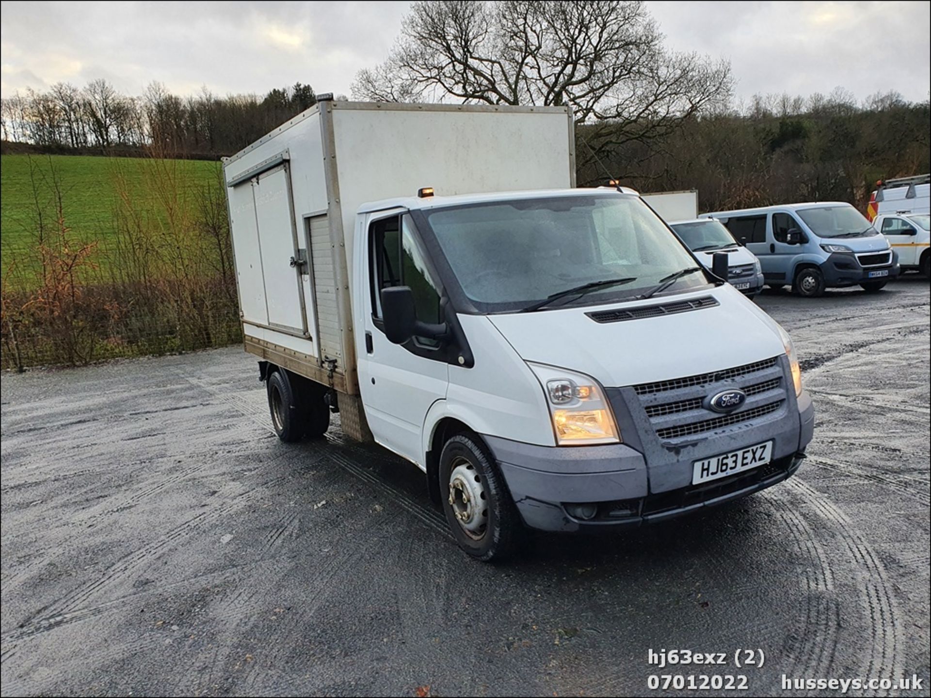 13/63 FORD TRANSIT 100 T350 RWD - 2198cc 3dr Tipper (White, 72k) - Image 4 of 30