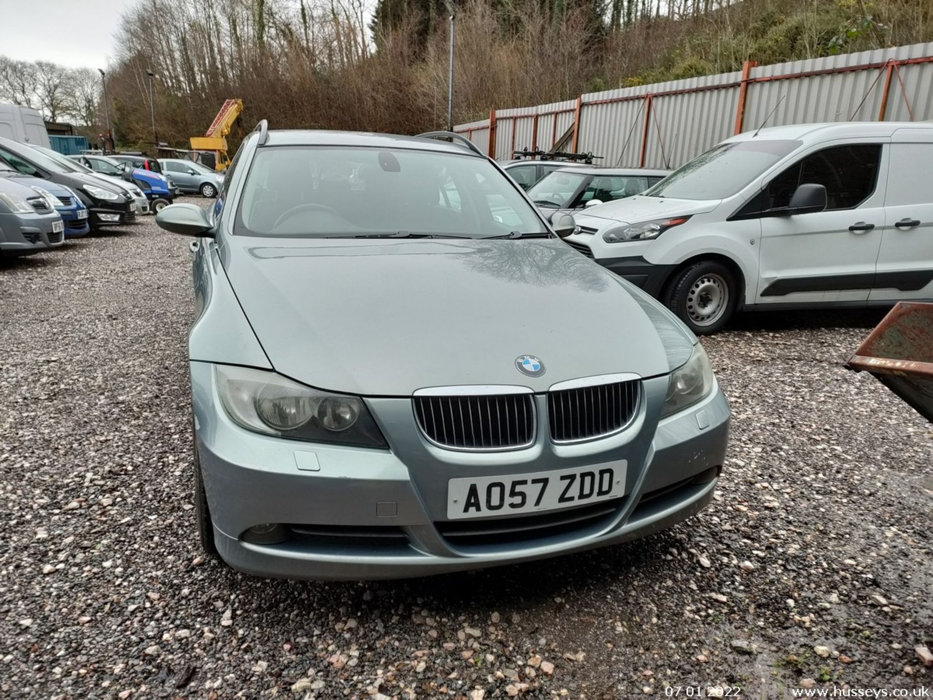 07/57 BMW 330I SE TOURING AUTO - 2996cc 5dr Estate (Blue/grey, 138k) - Image 2 of 23