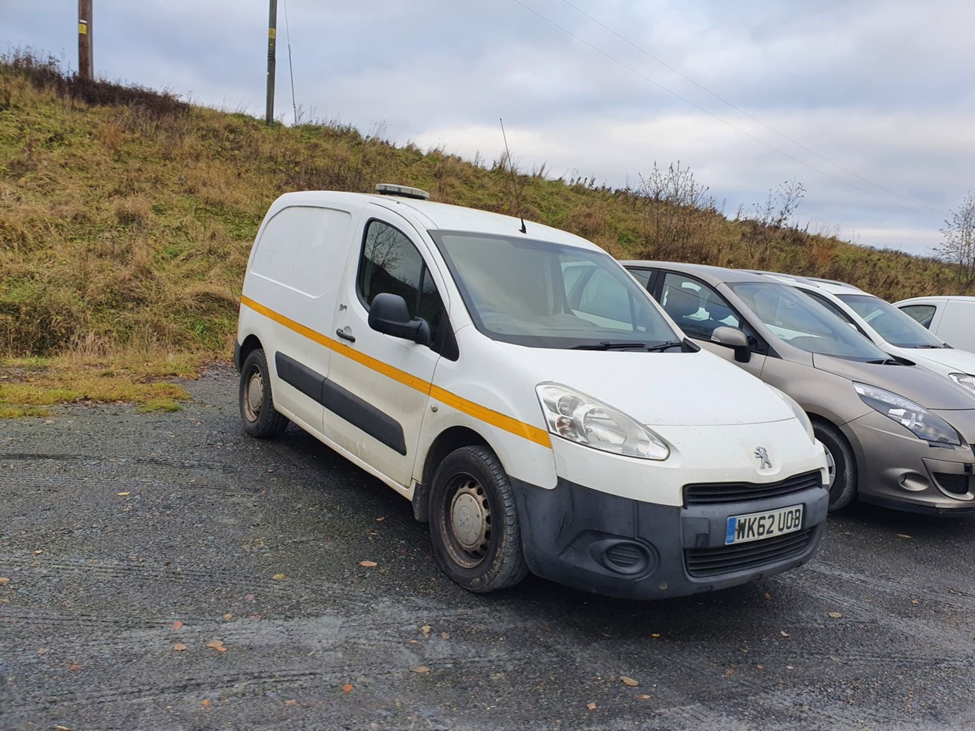 12/62 PEUGEOT PARTNER 850 SE L1 ATV HDI - 1560cc 5dr Van (White, 127k) - Image 7 of 32