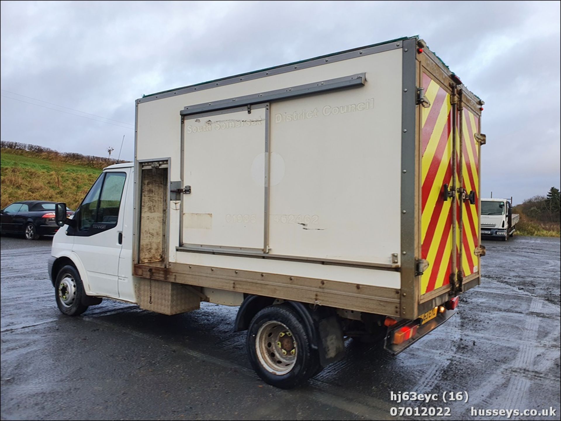 13/63 FORD TRANSIT 100 T350 RWD - 2198cc 3dr Tipper (White, 126k) - Image 18 of 34