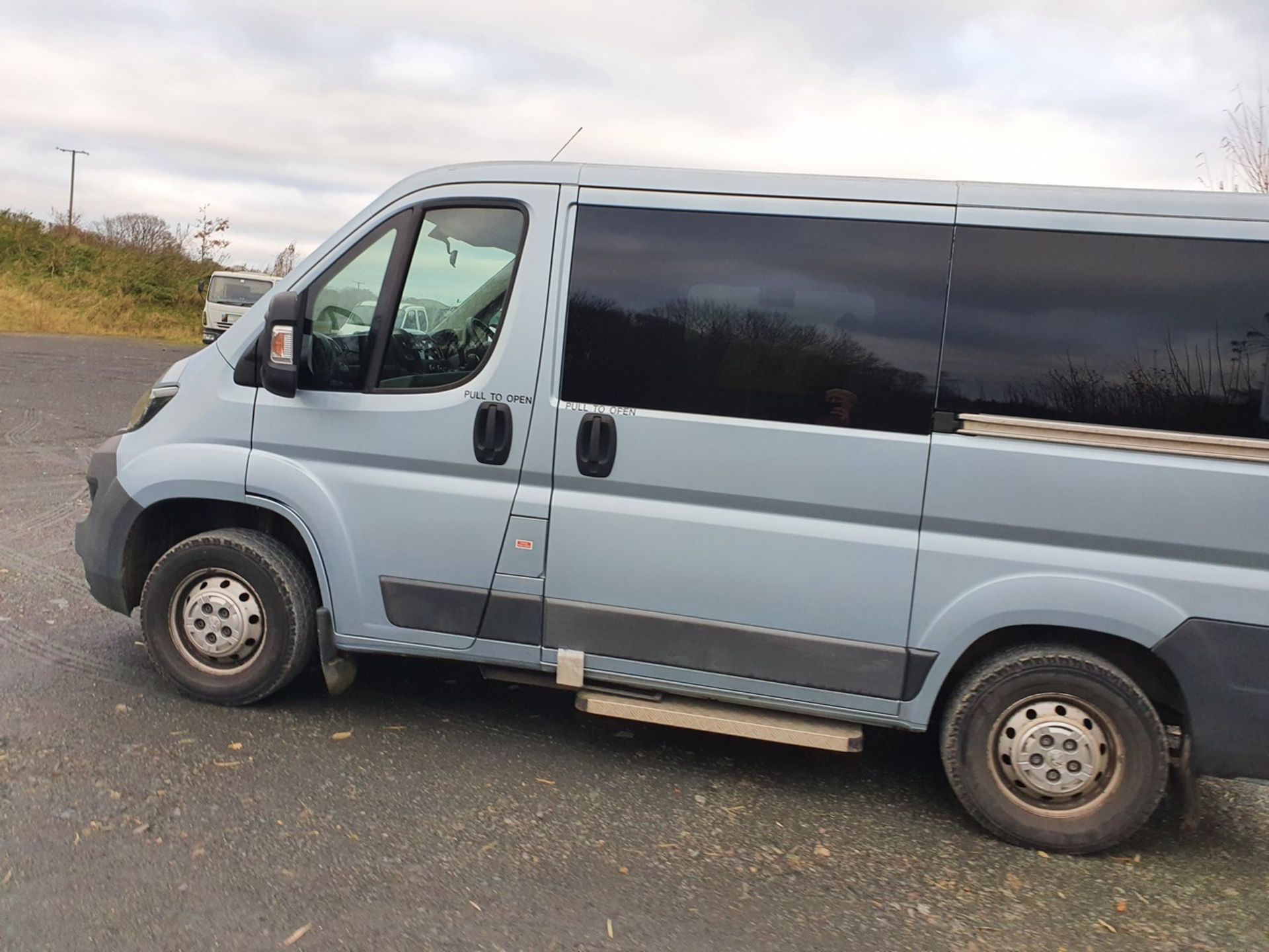 15/64 PEUGEOT BOXER 333 L1H1 HDI - 2198cc 5dr Minibus (Blue, 9k) - Image 21 of 36