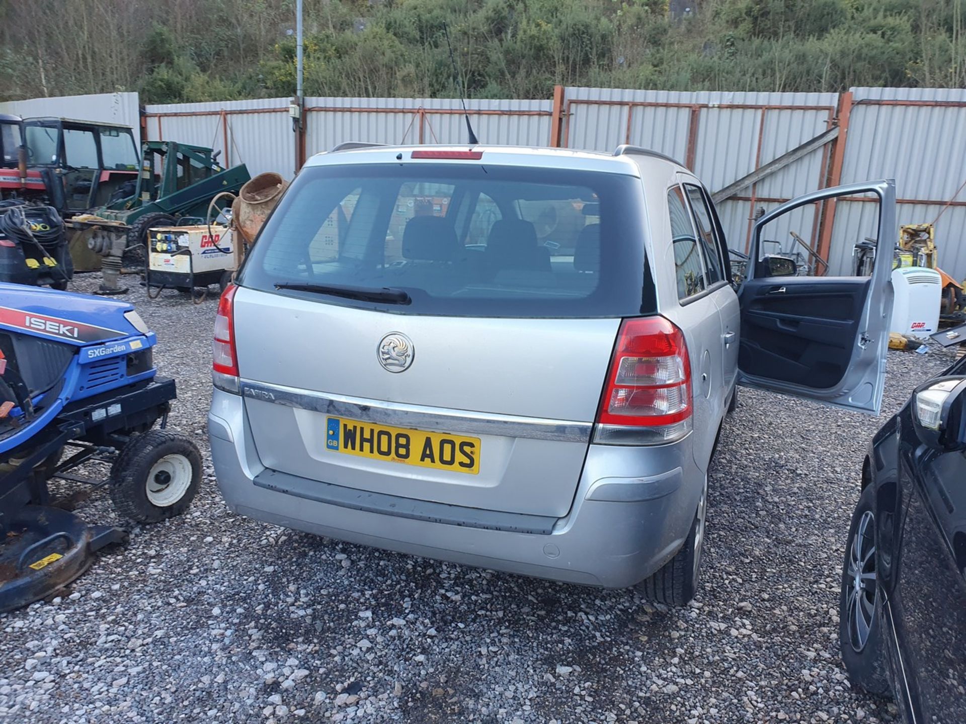 08/08 VAUXHALL ZAFIRA LIFE - 1598cc 5dr MPV (Silver, 86k) - Image 27 of 50