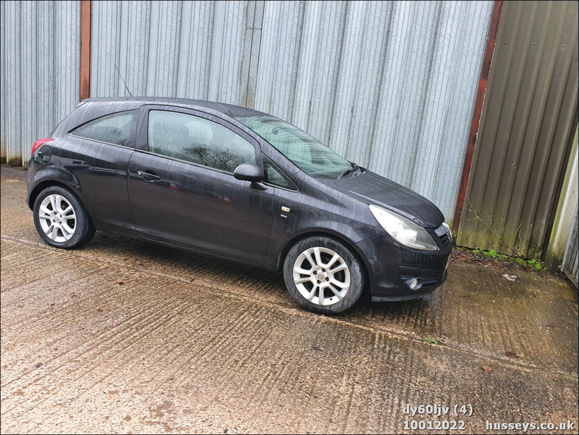 10/60 VAUXHALL CORSA SXI - 1398cc 3dr Hatchback (Black, 78k) - Image 4 of 25