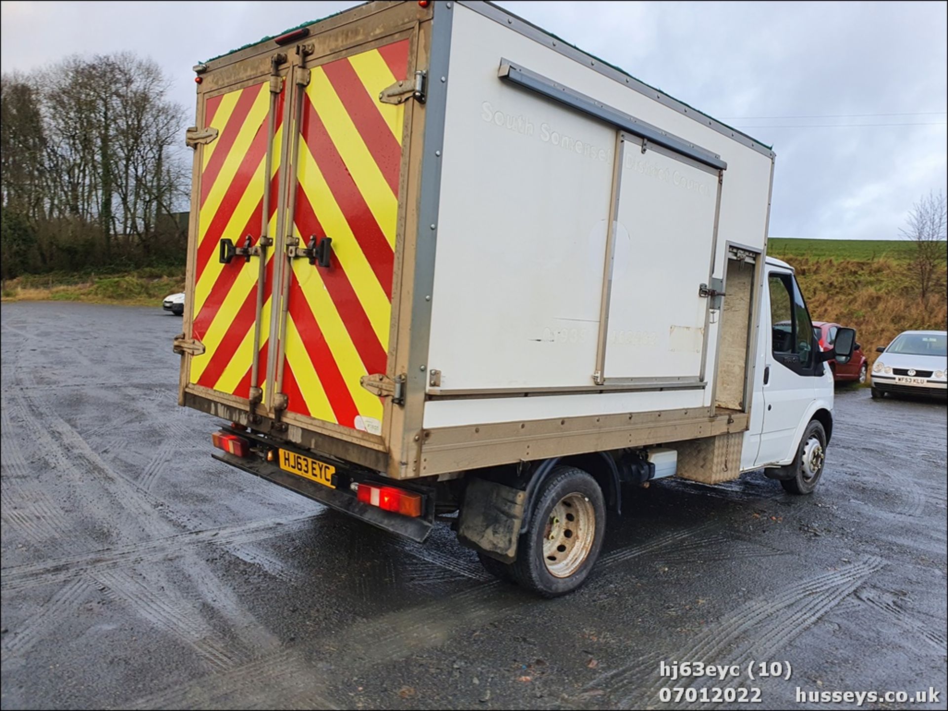 13/63 FORD TRANSIT 100 T350 RWD - 2198cc 3dr Tipper (White, 126k) - Image 11 of 34