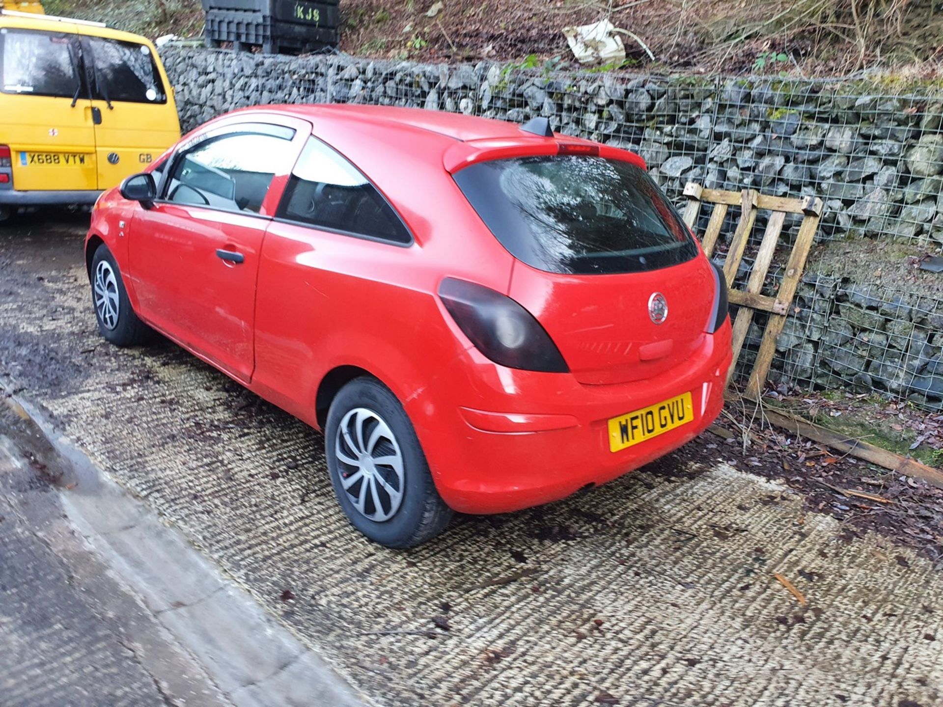 10/10 VAUXHALL CORSA S ECOFLEX - 998cc 3dr Hatchback (Red, 133k) - Image 26 of 28