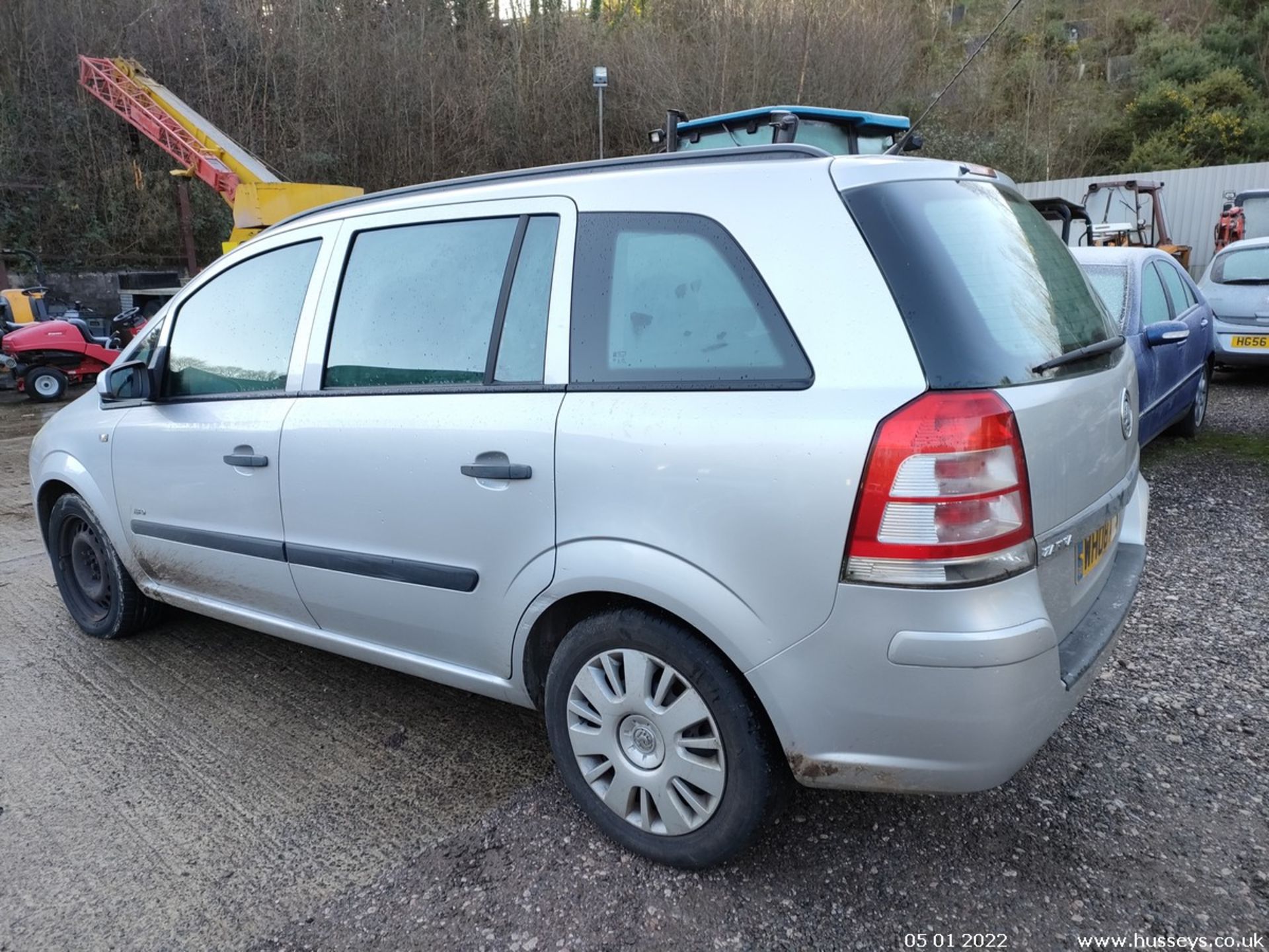 08/08 VAUXHALL ZAFIRA LIFE - 1598cc 5dr MPV (Silver, 86k) - Image 16 of 50