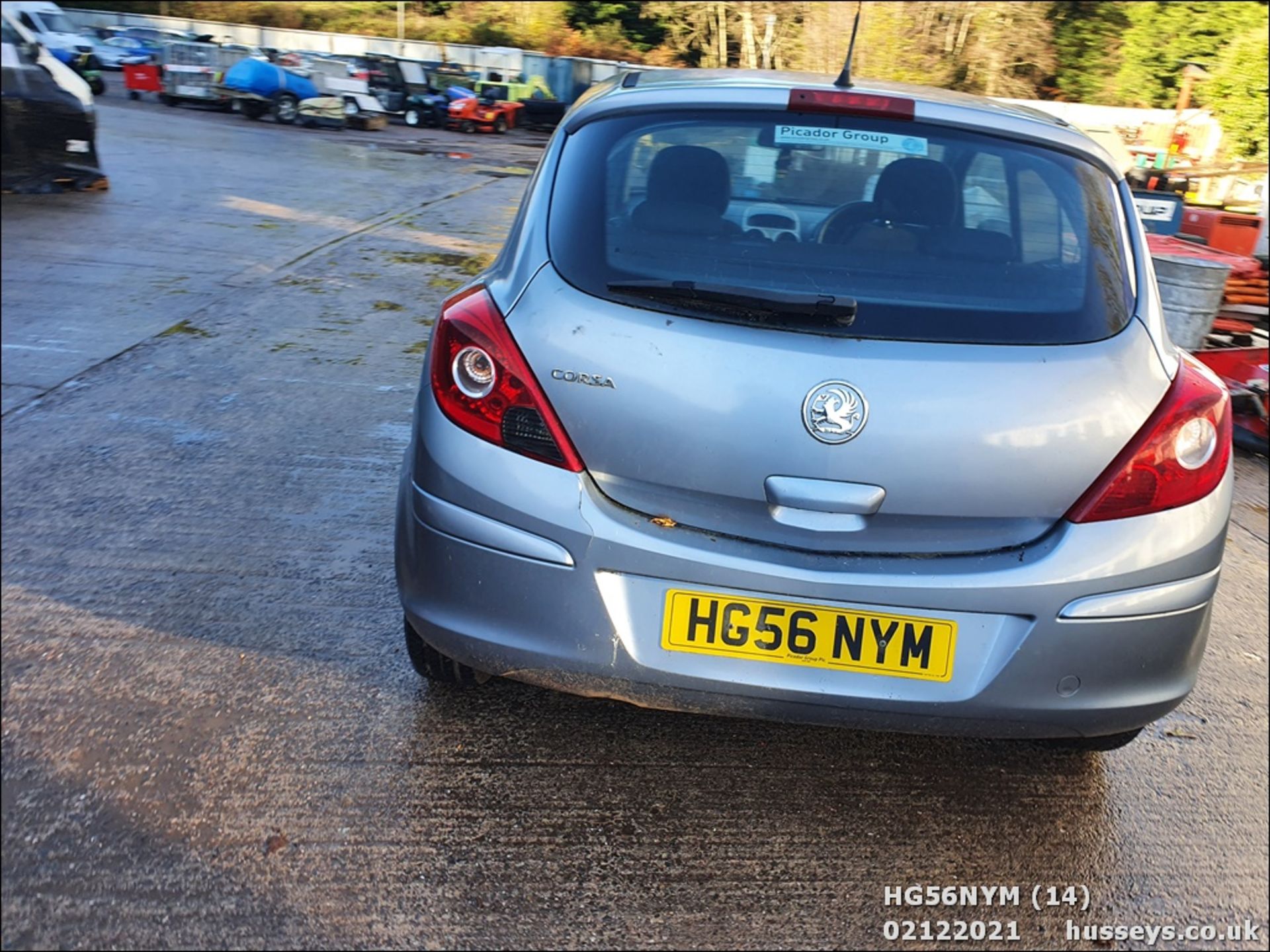 06/56 VAUXHALL CORSA LIFE - 998cc 3dr Hatchback (Silver, 65k) - Image 13 of 30