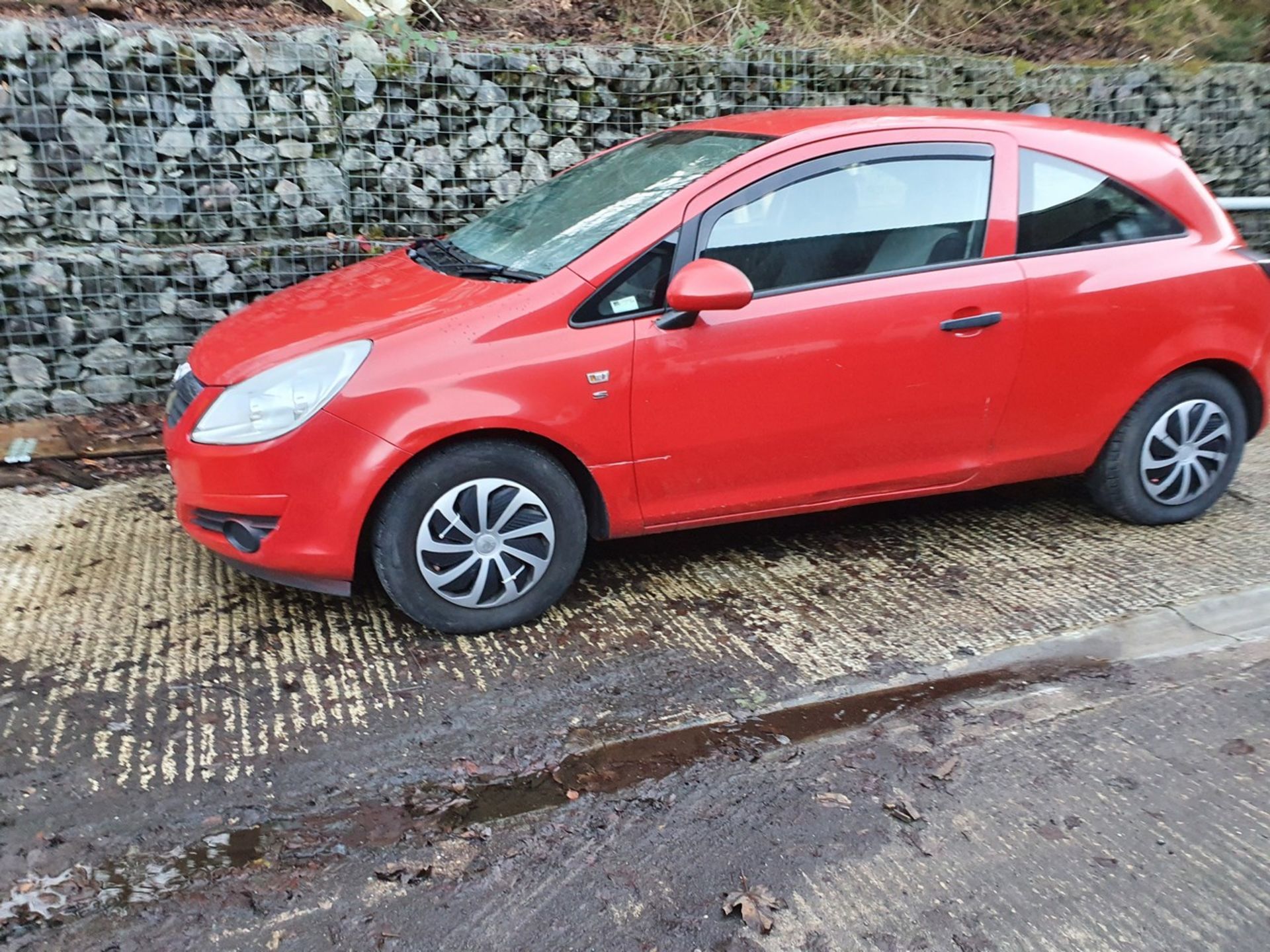 10/10 VAUXHALL CORSA S ECOFLEX - 998cc 3dr Hatchback (Red, 133k) - Image 6 of 28