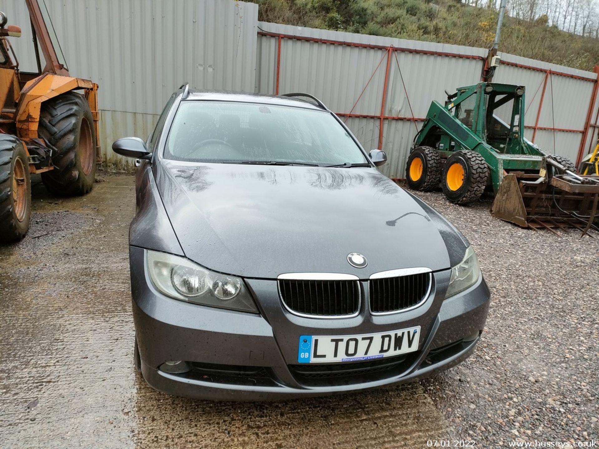 07/07 BMW 320I SE TOURING - 1995cc 5dr Estate (Grey, 129k) - Image 2 of 25