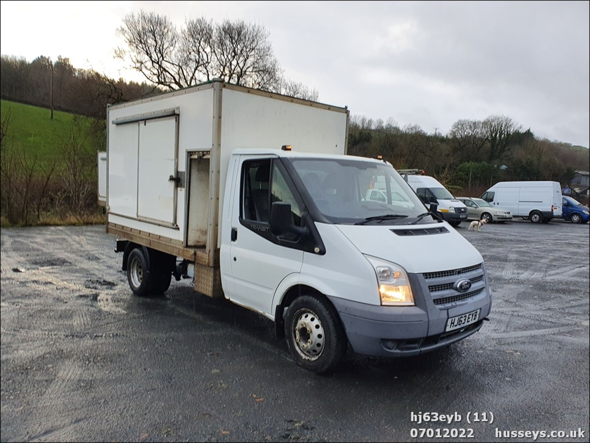 13/63 FORD TRANSIT 100 T350 RWD - 2198cc 3dr Tipper (White, 136k) - Image 7 of 28