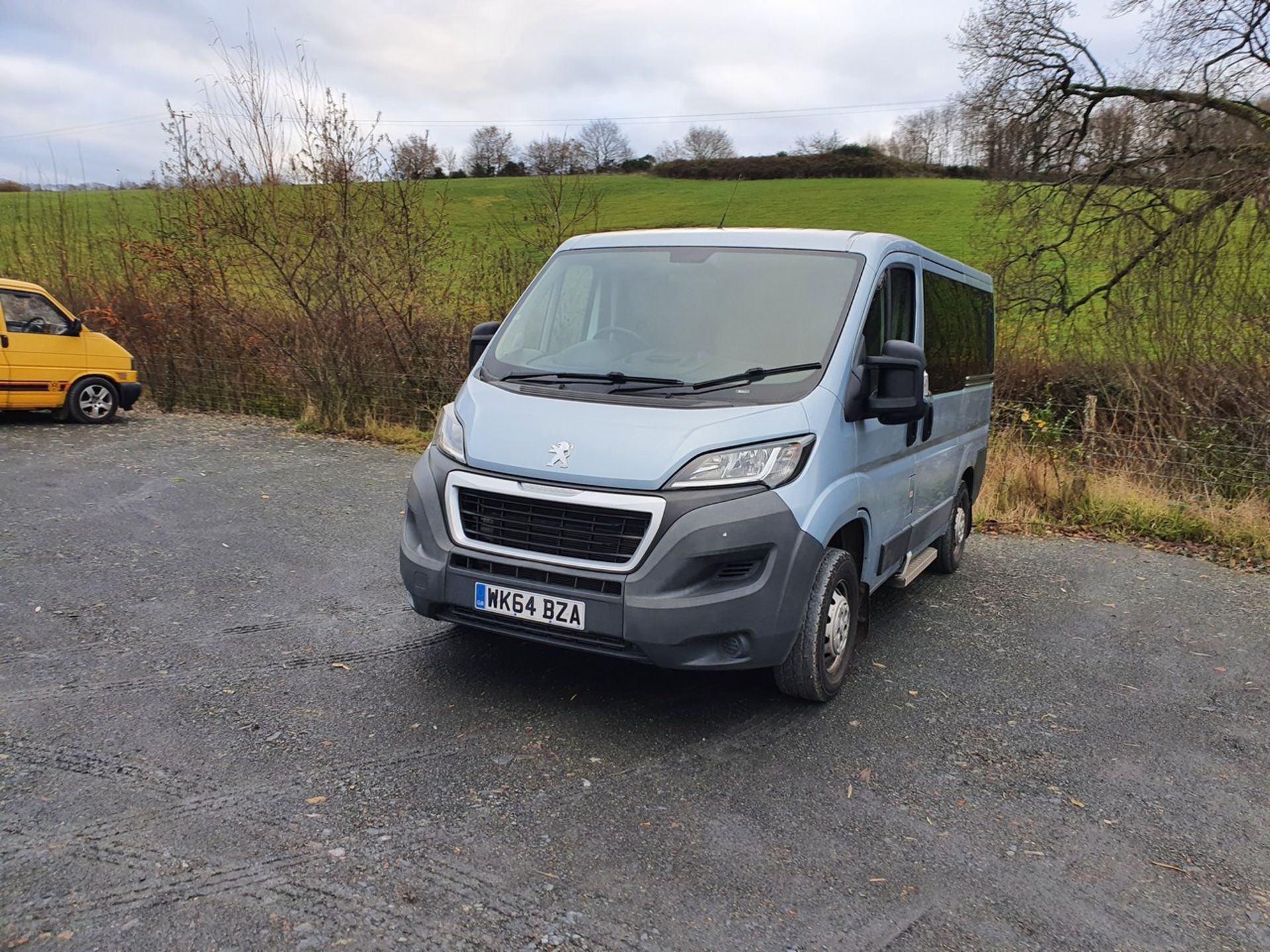 15/64 PEUGEOT BOXER 333 L1H1 HDI - 2198cc 5dr Minibus (Blue, 9k) - Image 5 of 36