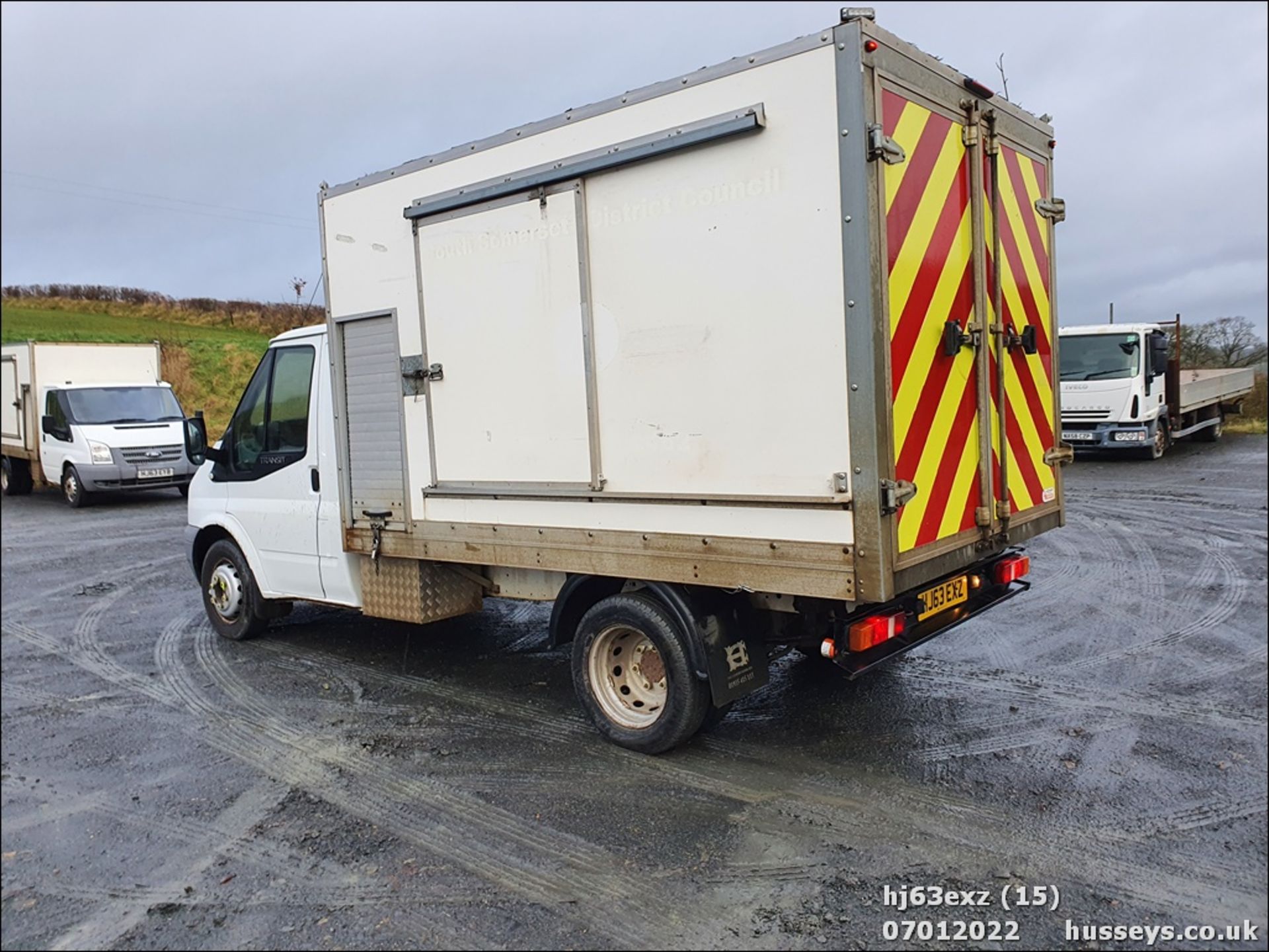 13/63 FORD TRANSIT 100 T350 RWD - 2198cc 3dr Tipper (White, 72k) - Image 18 of 30