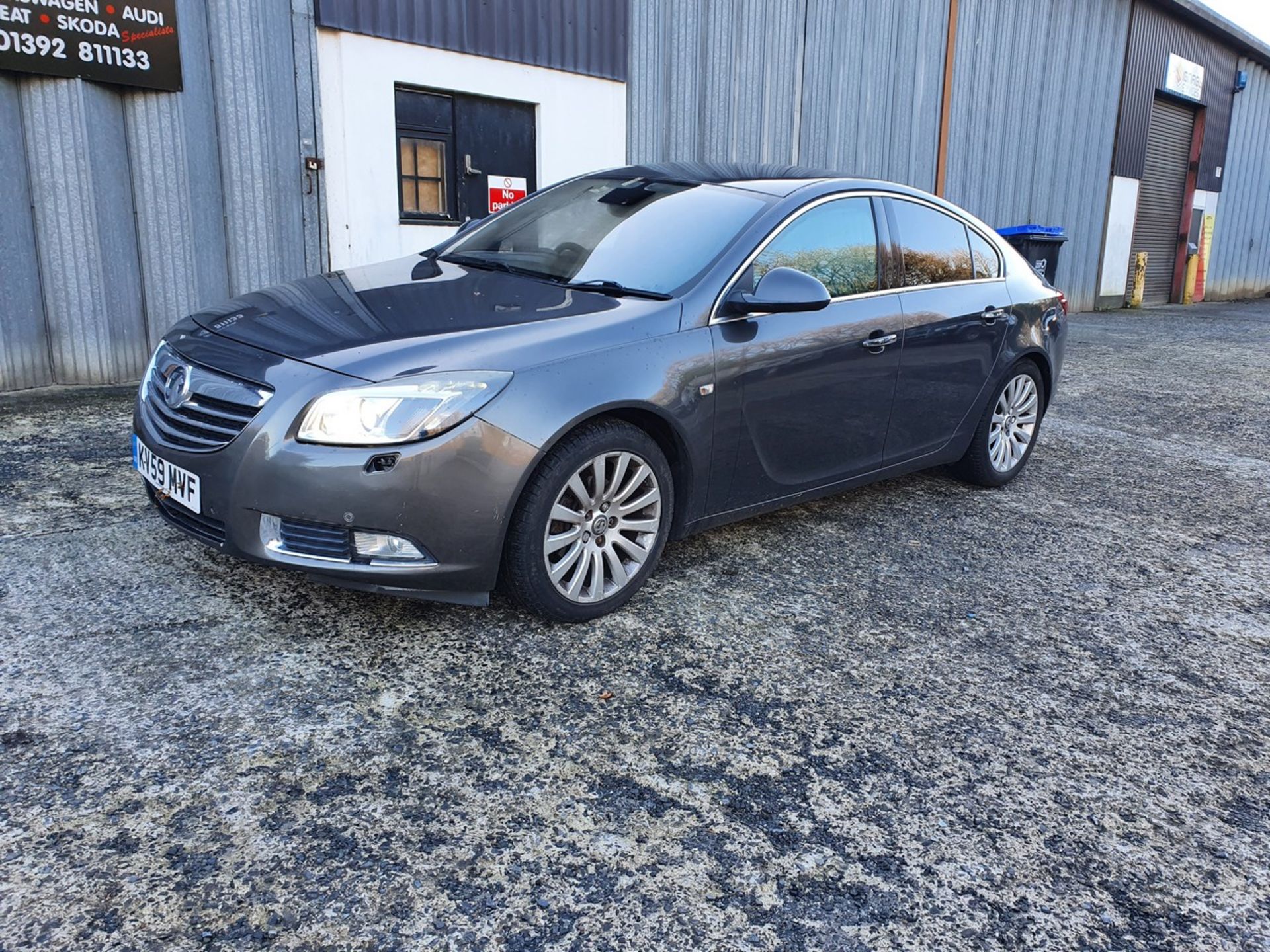 09/59 VAUXHALL INSIGNIA ELITE - 1796cc 5dr Hatchback (Grey, 87k) - Image 2 of 29