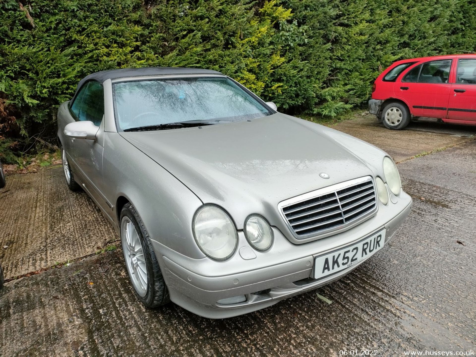 02/52 MERCEDES CLK320 AVANTGARDE AUTO - 3199cc 2dr Convertible (Silver, 89k) - Image 3 of 24