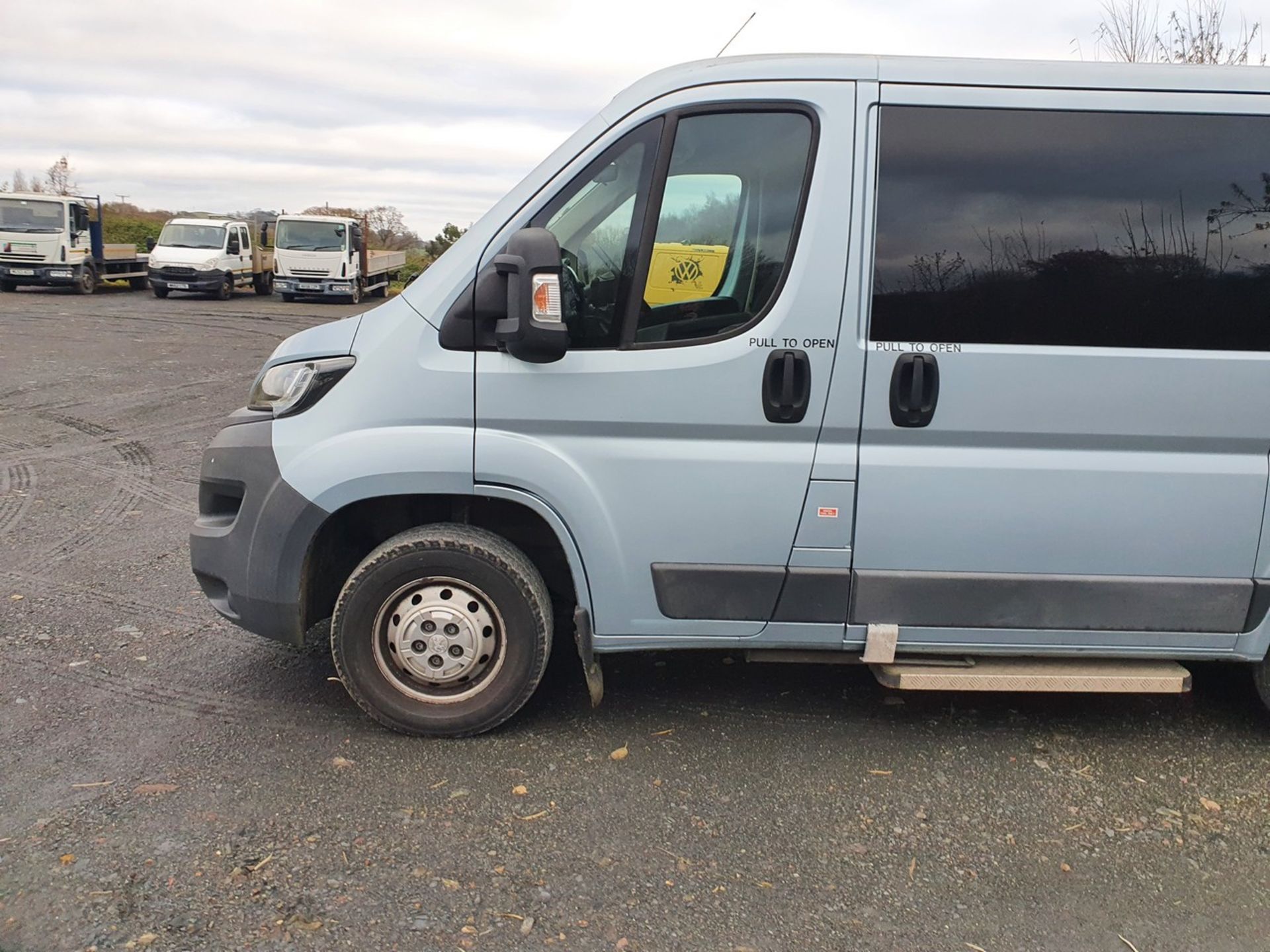 15/64 PEUGEOT BOXER 333 L1H1 HDI - 2198cc 5dr Minibus (Blue, 9k) - Image 22 of 36