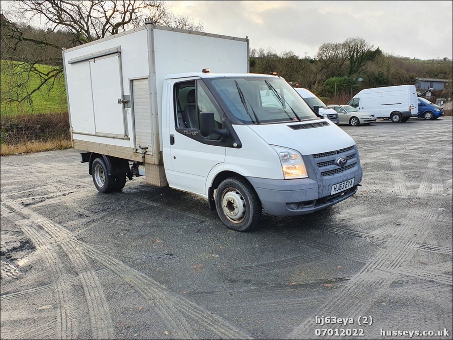 13/63 FORD TRANSIT 100 T350 RWD - 2198cc 3dr Tipper (White, 65k) - Image 2 of 32