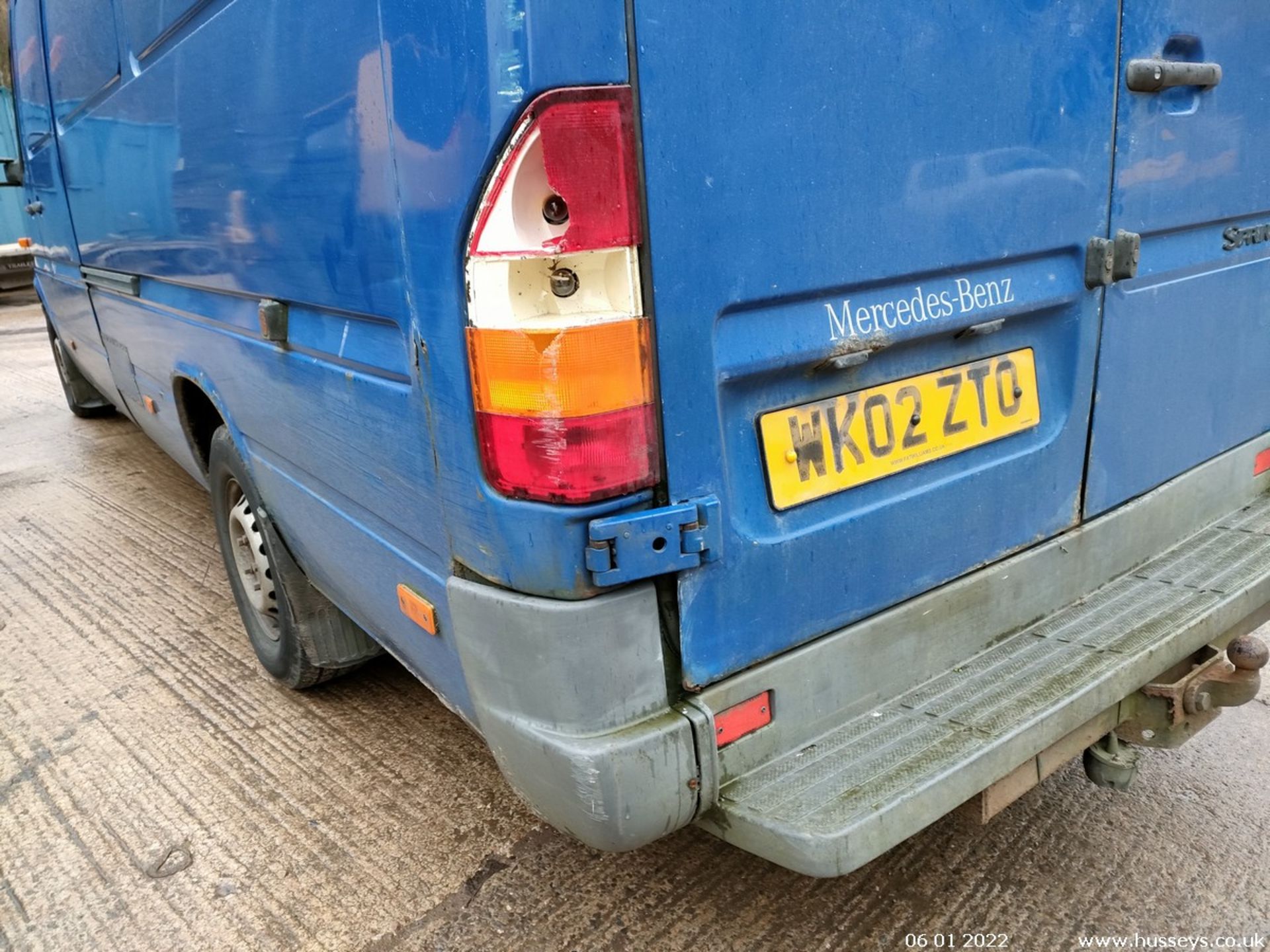 02/02 MERCEDES SPRINTER 311 CDI LWB - 2151cc 5dr Van (Blue) - Image 10 of 27