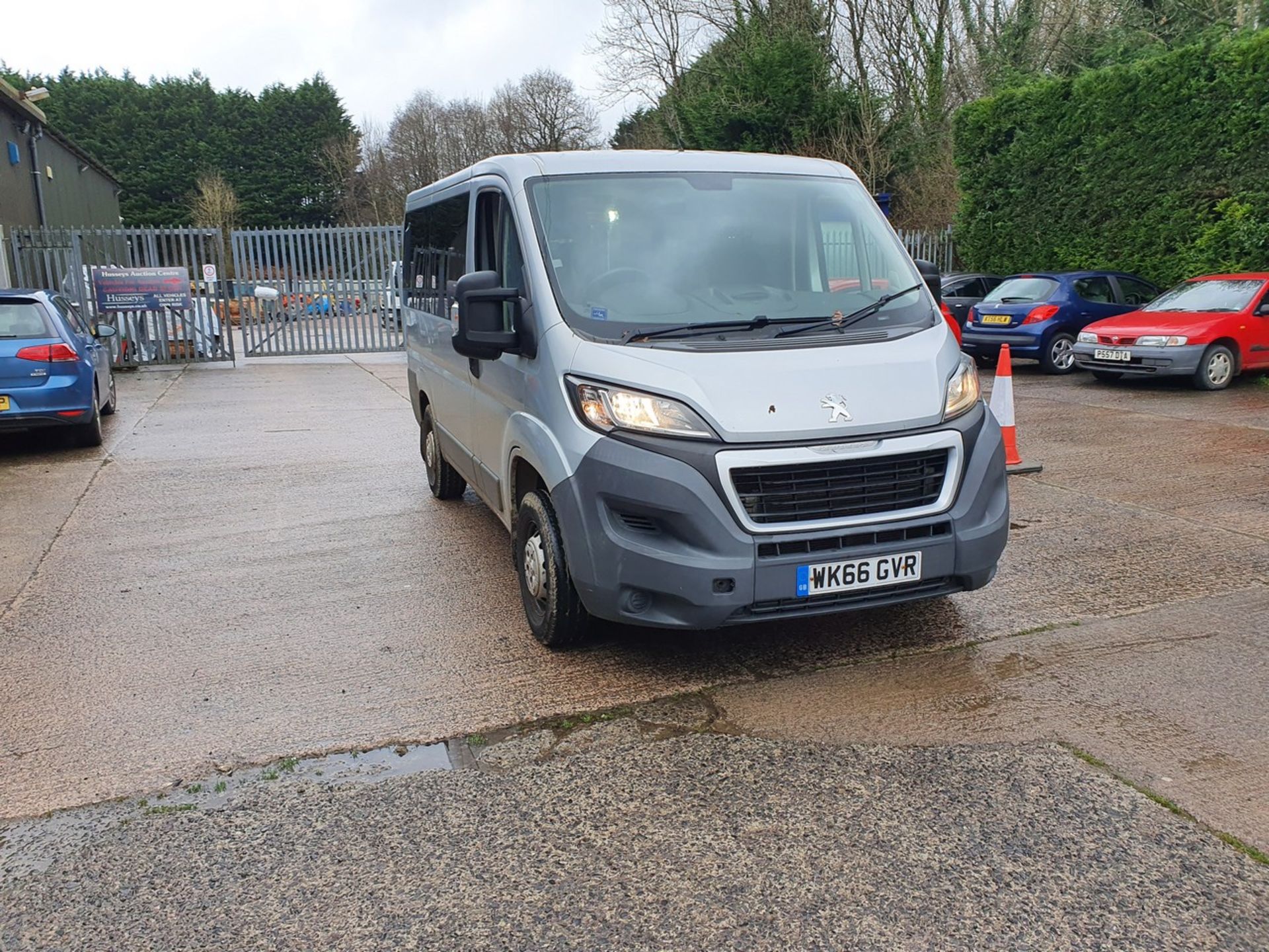 16/66 PEUGEOT BOXER 333 L1H1 HDI - 2198cc 5dr Minibus (Silver, 16k) - Image 4 of 33