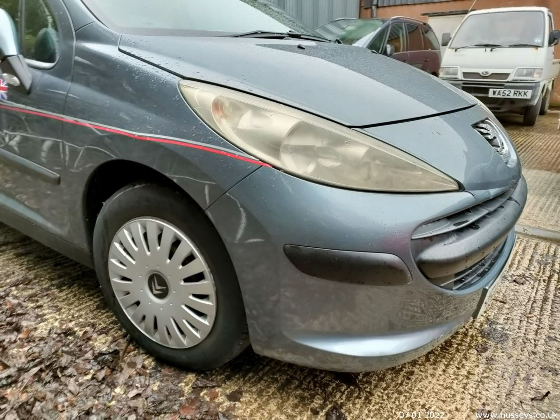 07/07 PEUGEOT 207 S - 1360cc 5dr Hatchback (Grey, 96k) - Image 15 of 23