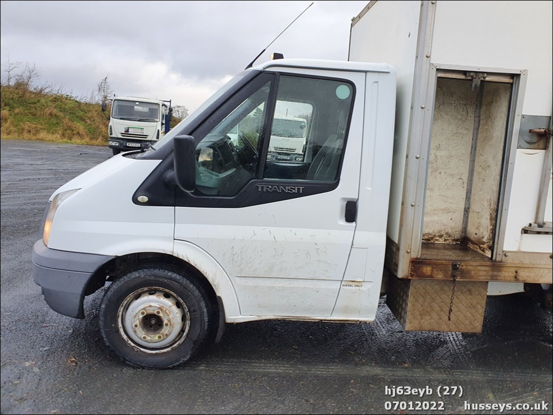 13/63 FORD TRANSIT 100 T350 RWD - 2198cc 3dr Tipper (White, 136k) - Image 24 of 28