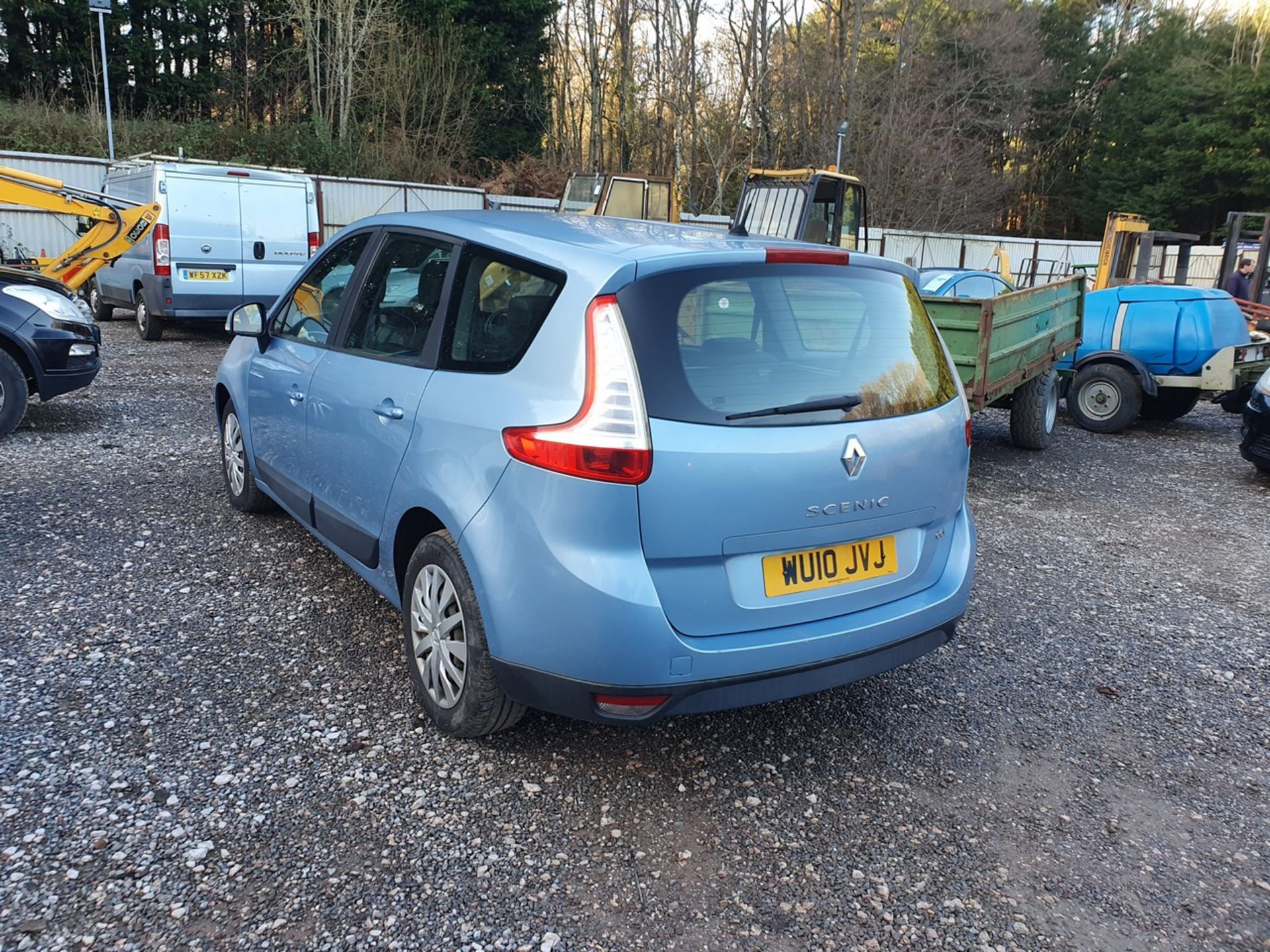 10/10 RENAULT GR SCENIC EXPR-N DCI 106 - 1461cc 5dr MPV (Blue, 136k) - Image 9 of 20