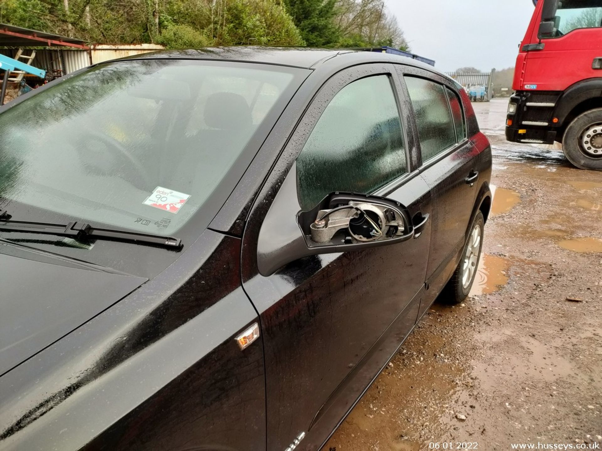 06/06 VAUXHALL ASTRA CLUB CDTI - 1686cc 5dr Hatchback (Black) - Image 8 of 22