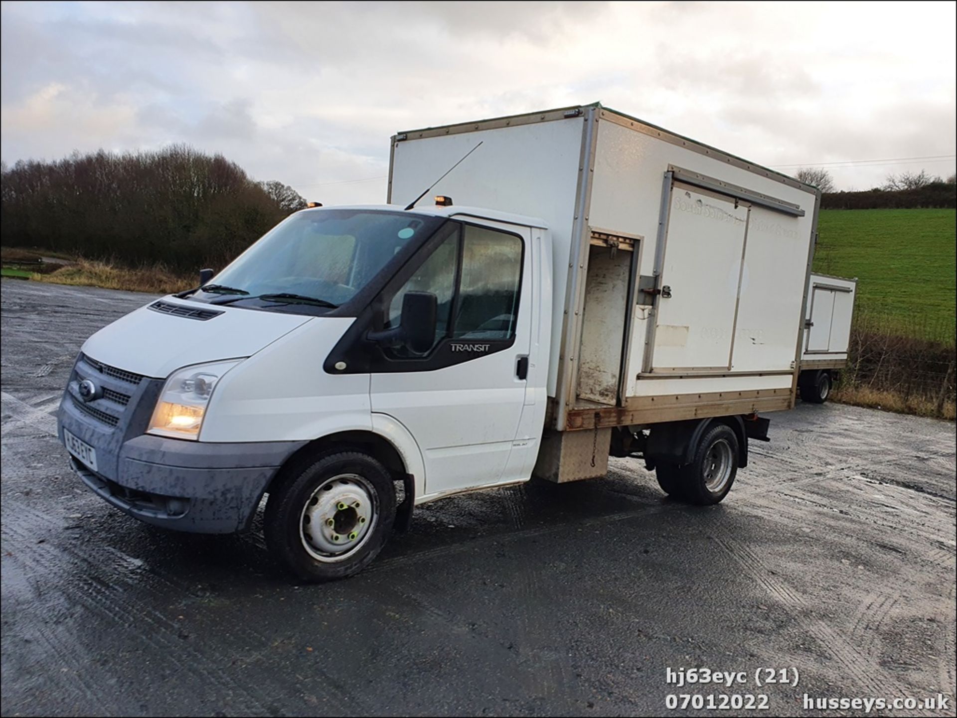 13/63 FORD TRANSIT 100 T350 RWD - 2198cc 3dr Tipper (White, 126k) - Image 23 of 34