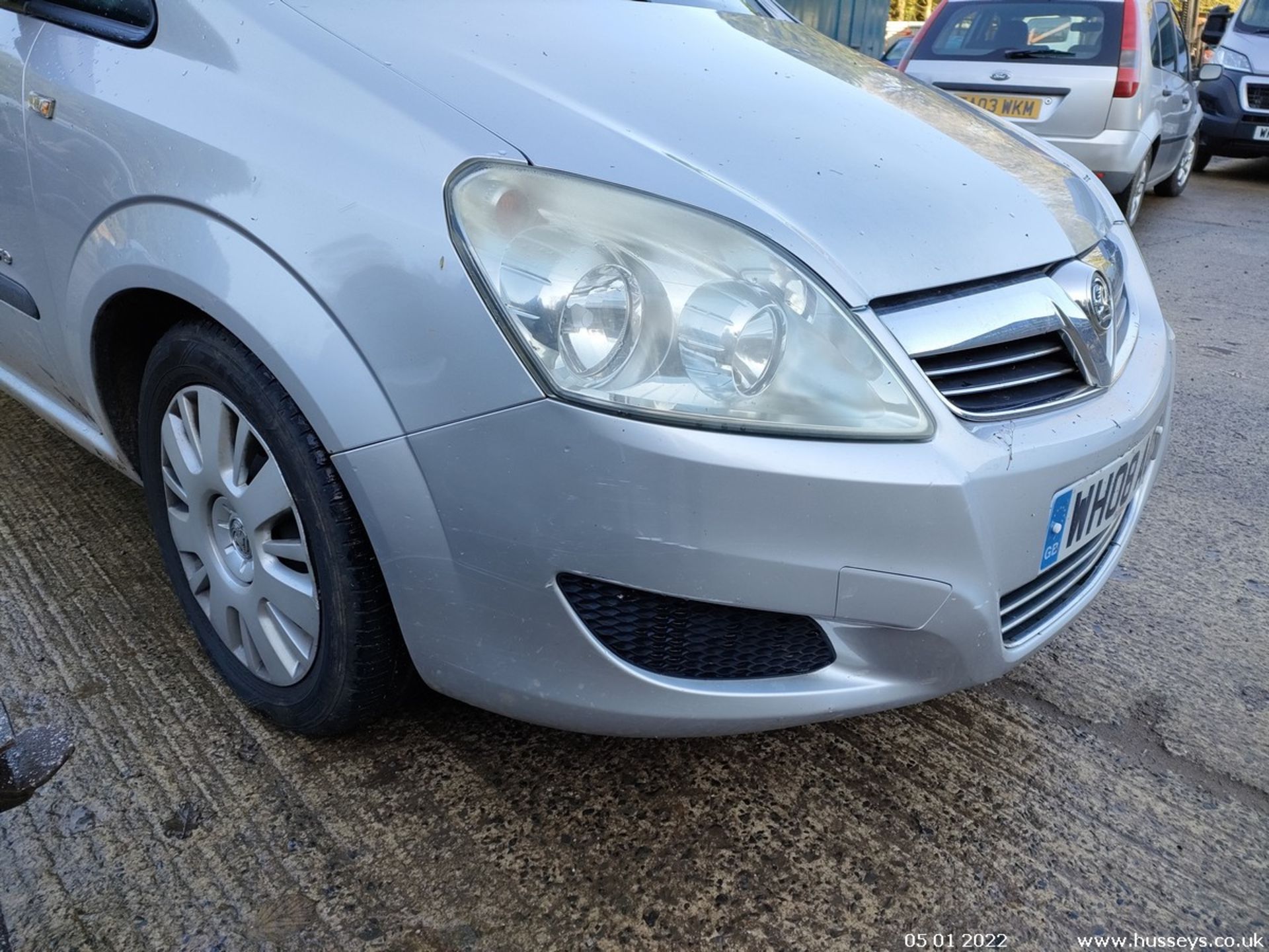 08/08 VAUXHALL ZAFIRA LIFE - 1598cc 5dr MPV (Silver, 86k) - Image 6 of 50