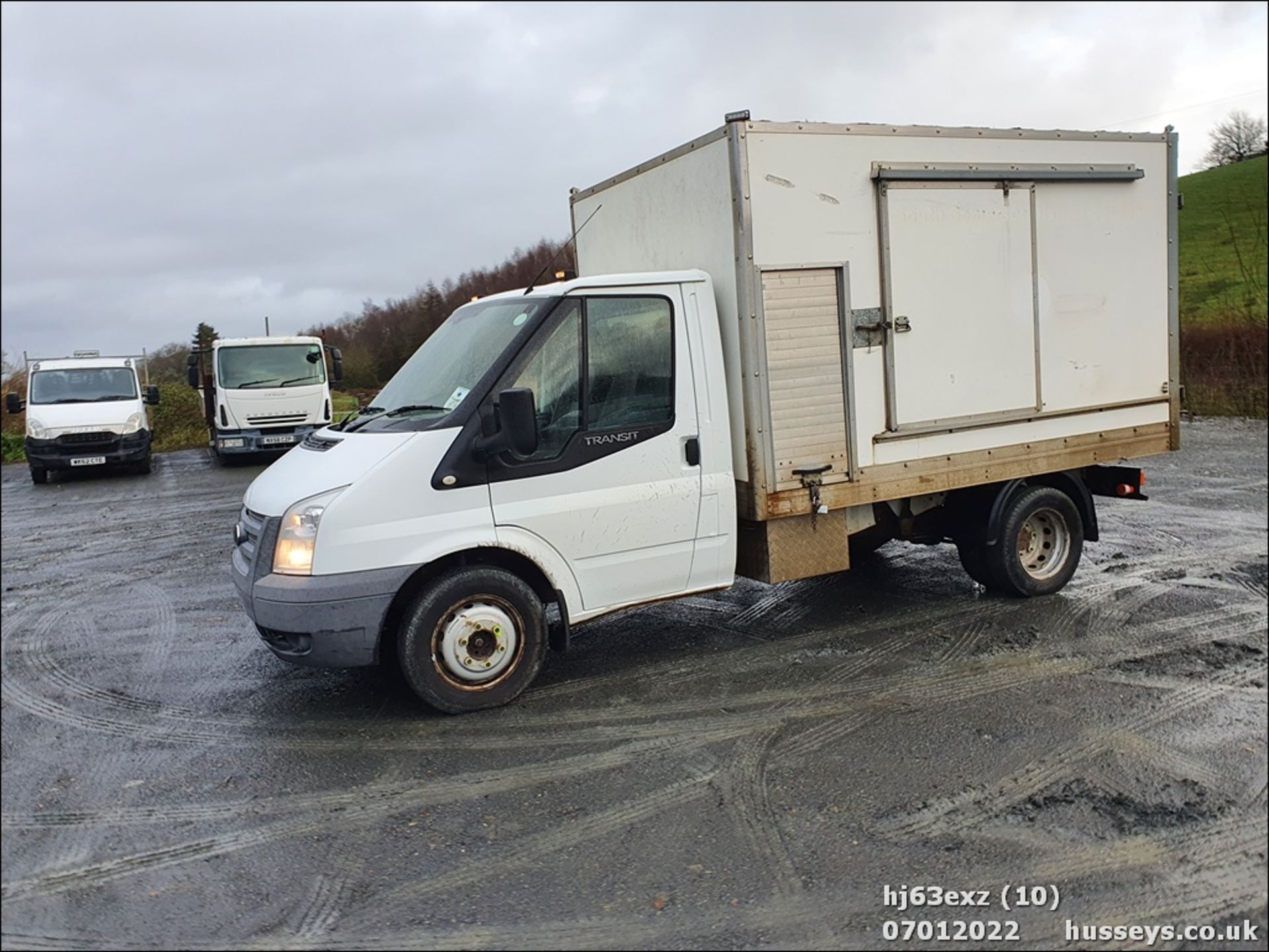 13/63 FORD TRANSIT 100 T350 RWD - 2198cc 3dr Tipper (White, 72k) - Image 13 of 30