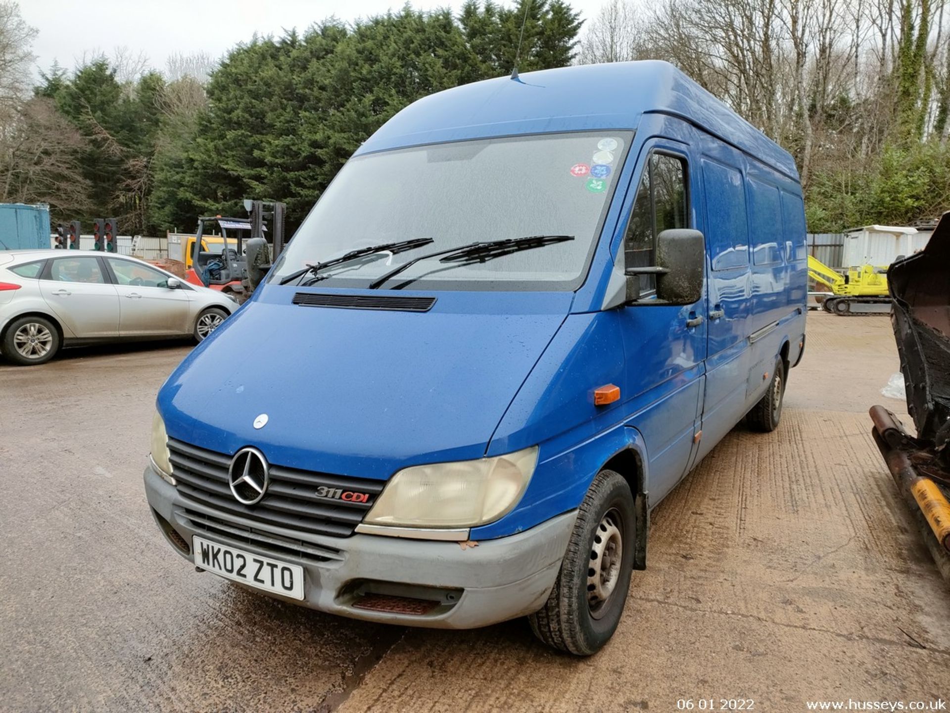 02/02 MERCEDES SPRINTER 311 CDI LWB - 2151cc 5dr Van (Blue) - Image 4 of 27