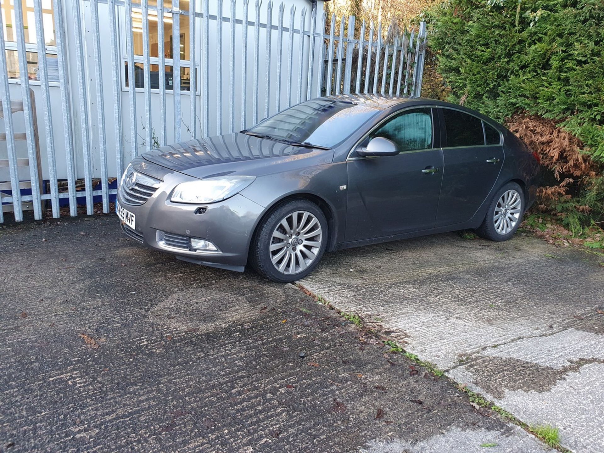 09/59 VAUXHALL INSIGNIA ELITE - 1796cc 5dr Hatchback (Grey, 87k) - Image 9 of 29