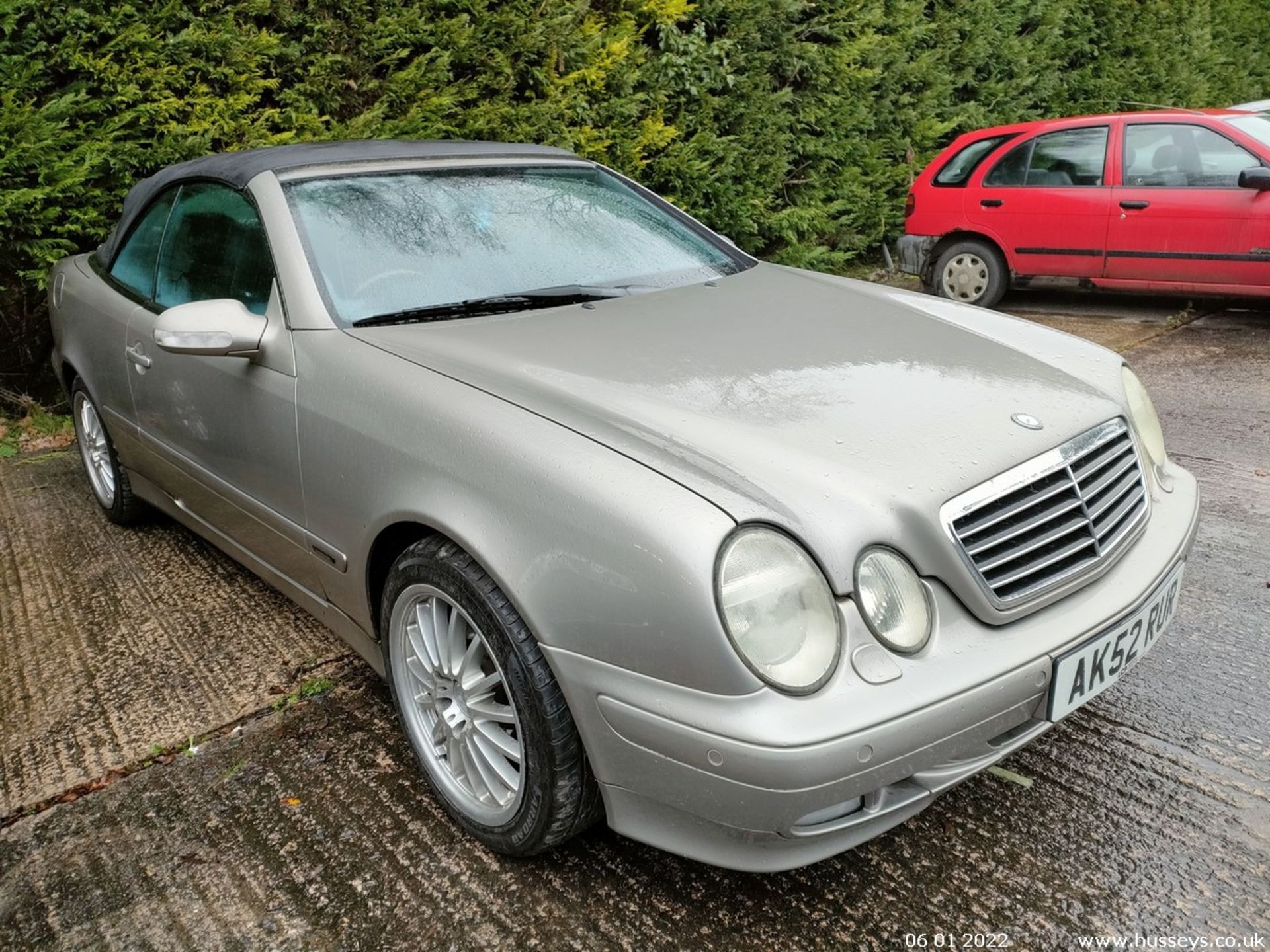 02/52 MERCEDES CLK320 AVANTGARDE AUTO - 3199cc 2dr Convertible (Silver, 89k) - Image 4 of 24