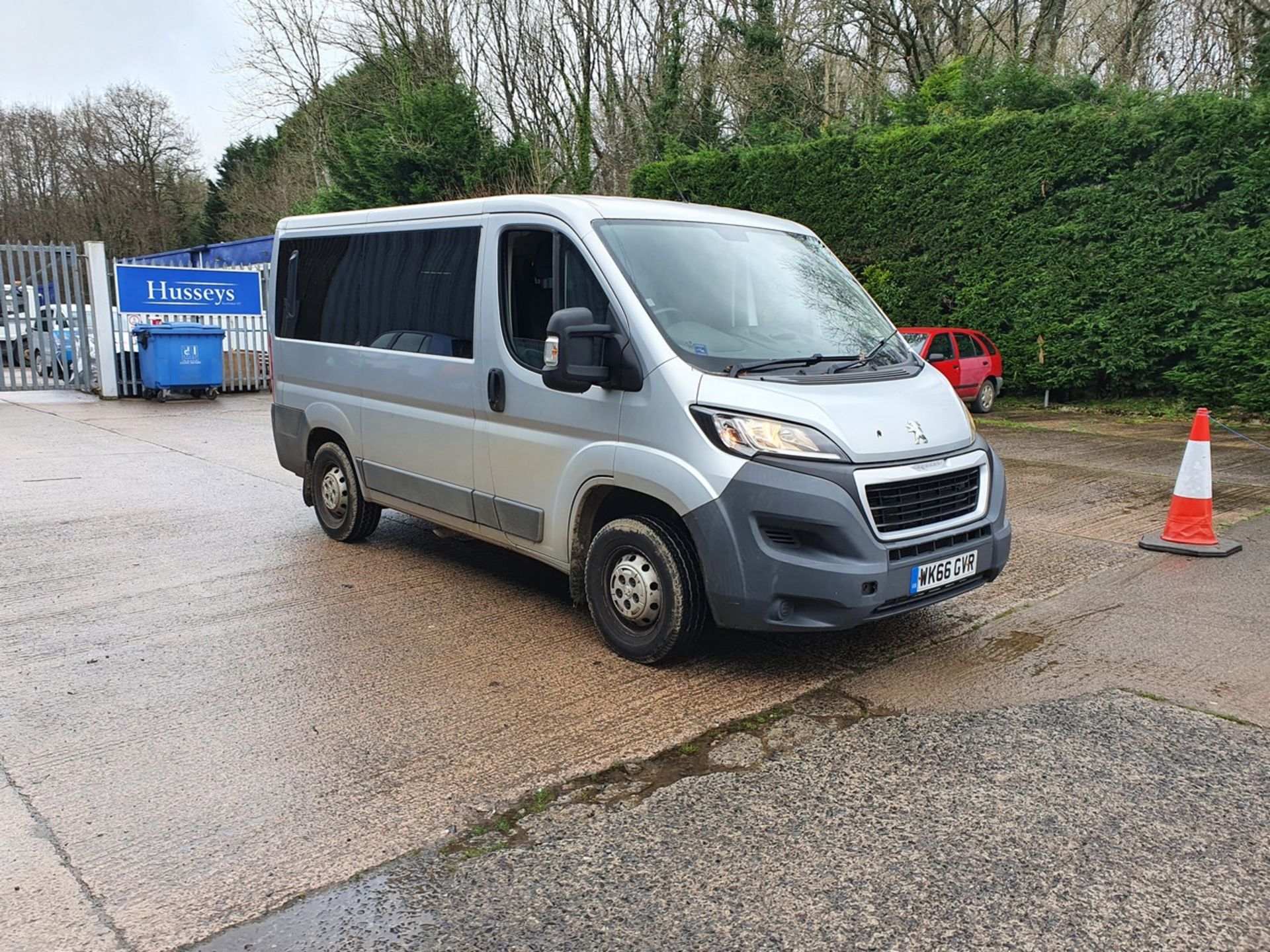 16/66 PEUGEOT BOXER 333 L1H1 HDI - 2198cc 5dr Minibus (Silver, 16k) - Image 2 of 33